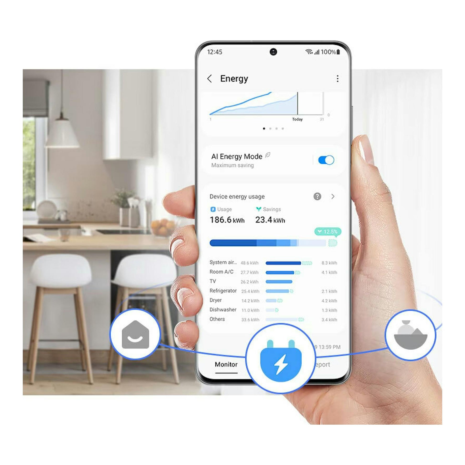 Samsung RB38C605CWW/EF: mano sosteniendo un móvil con app de energía, cocina al fondo.