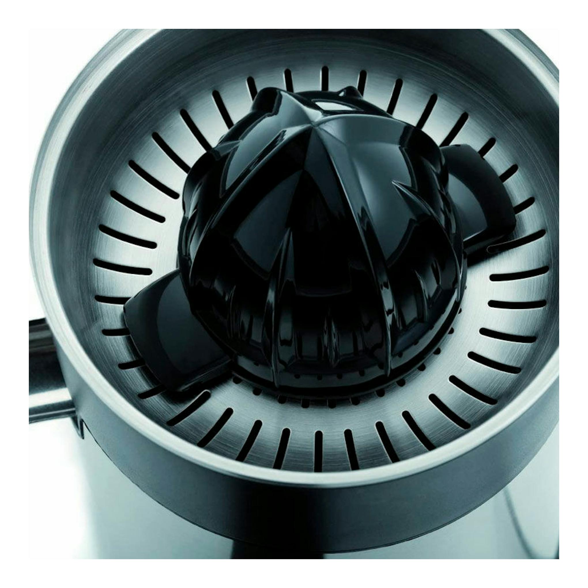 Exprimidor WMF STELIO negro y plateado, vista superior en primer plano.