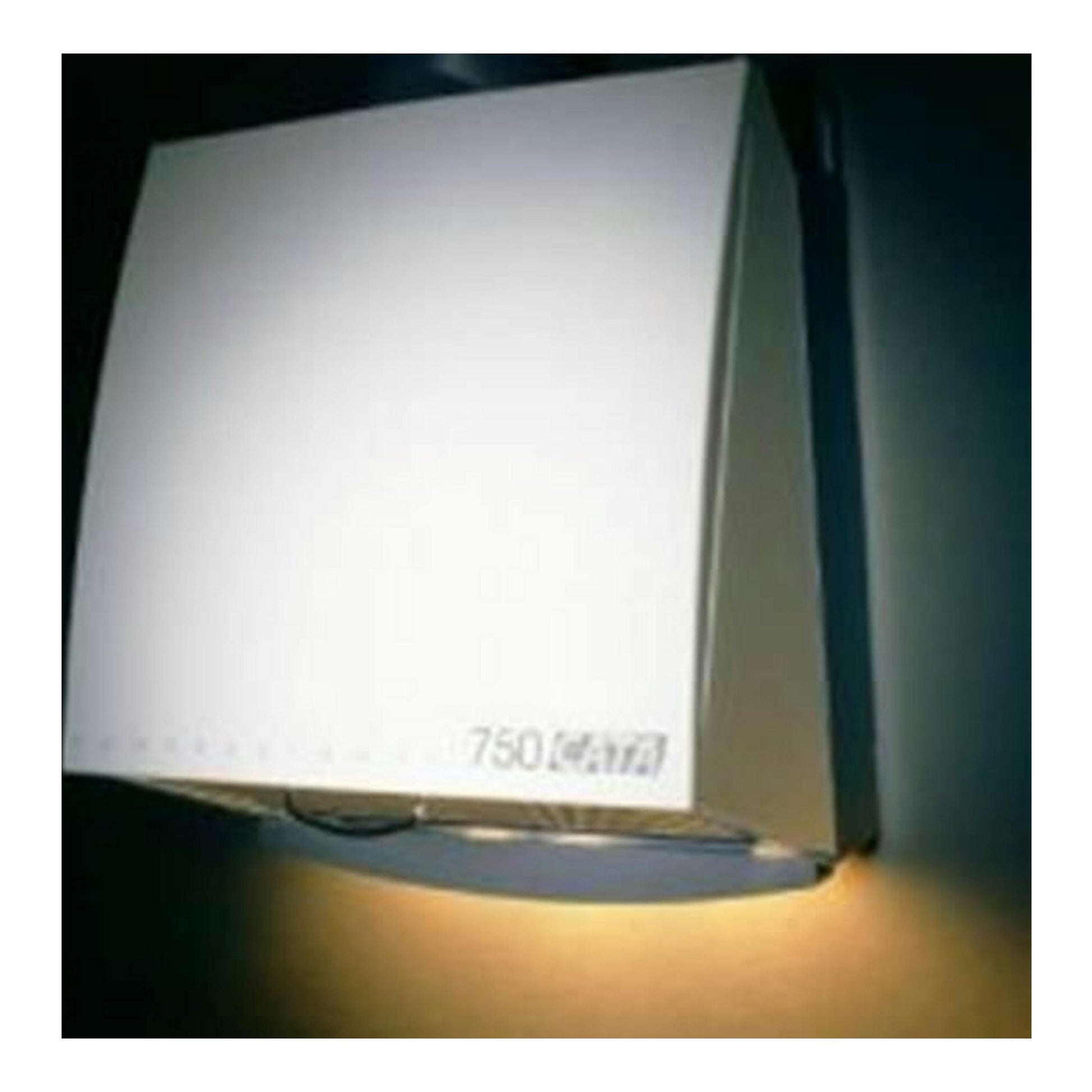 Extractor de cocina integrable Cata 750 blanco, vista frontal ligeramente inclinada.