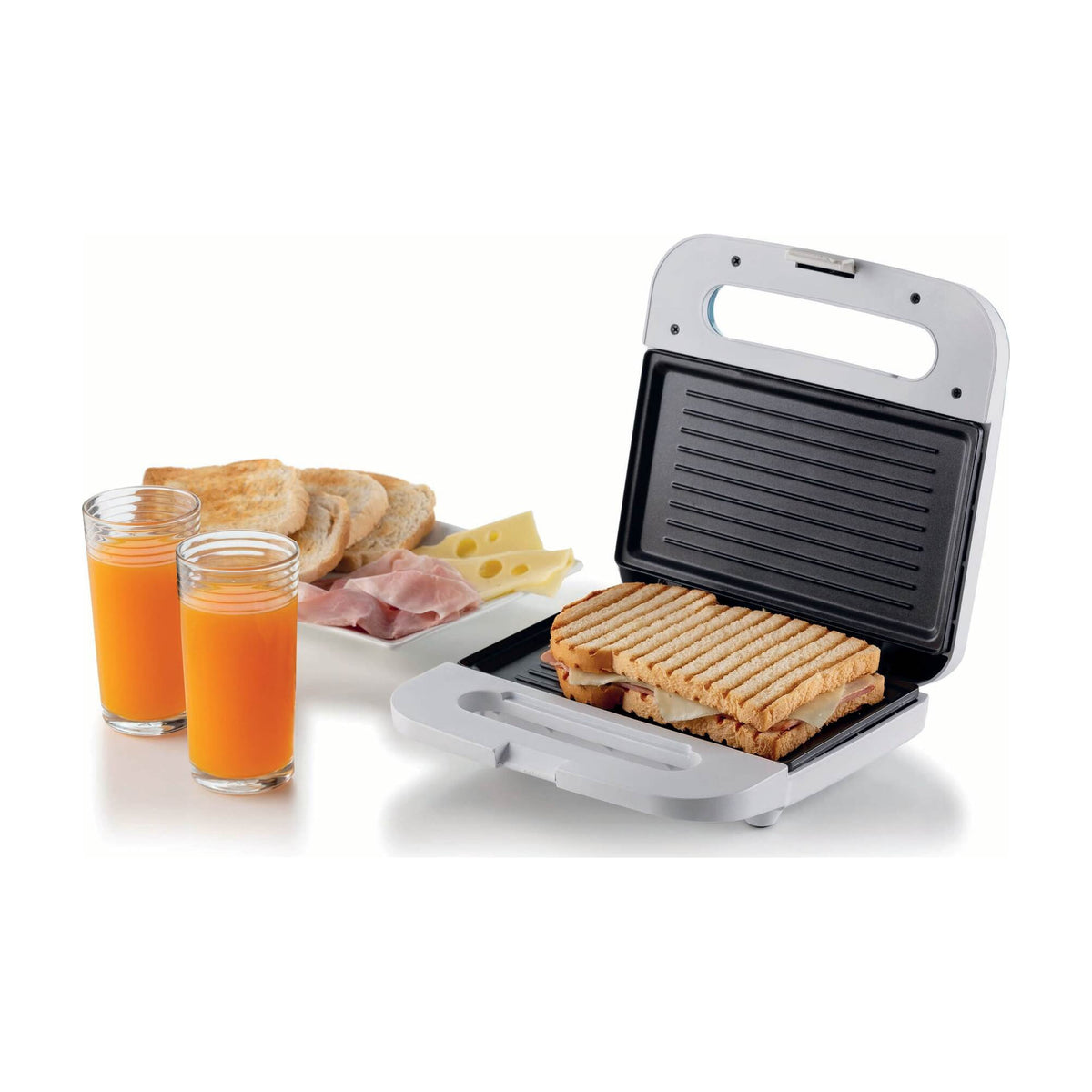 Sandwichera Ariete Breakfast 1971/01 de 750 W con placas grill fijas