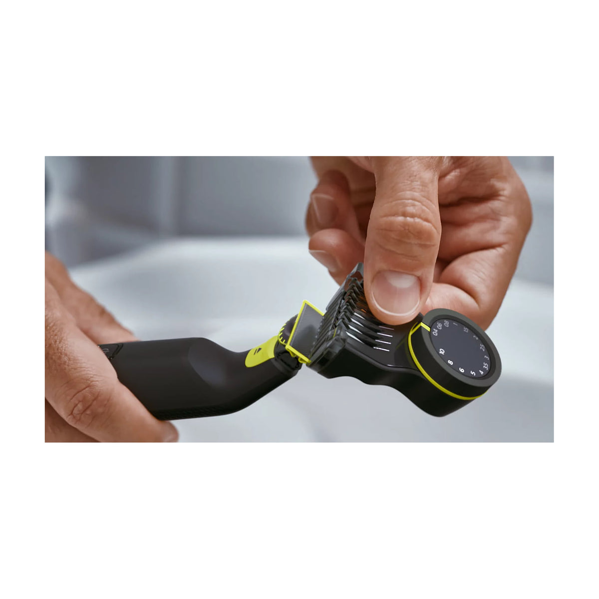 Afeitadora Philips OneBlade Pro 360 QP6542/15 Face + Body, 90 min y 14 longitudes