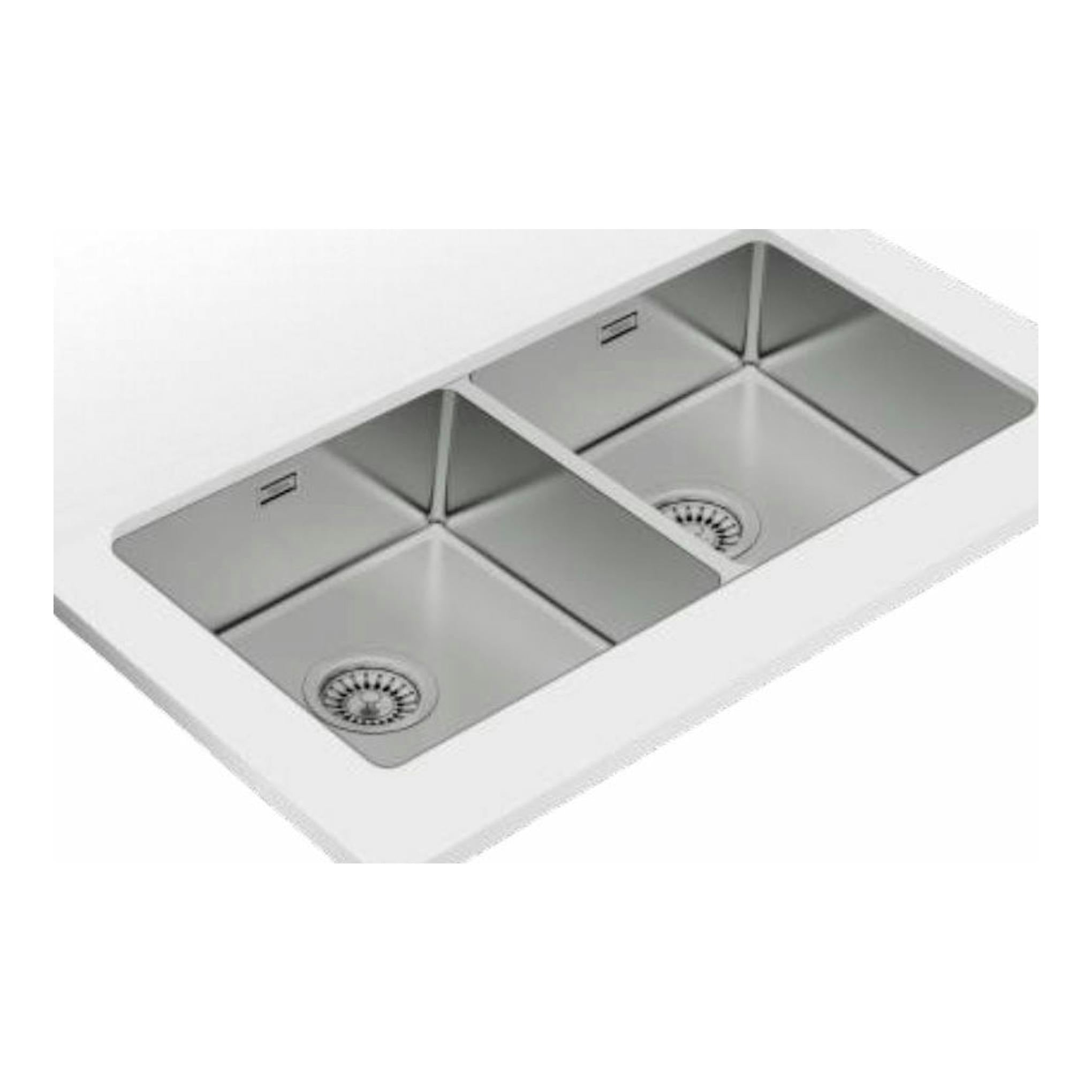 Fregadero Teka BE Linea RS15 2C 860 de acero inoxidable, doble seno, vista cenital en ángulo.