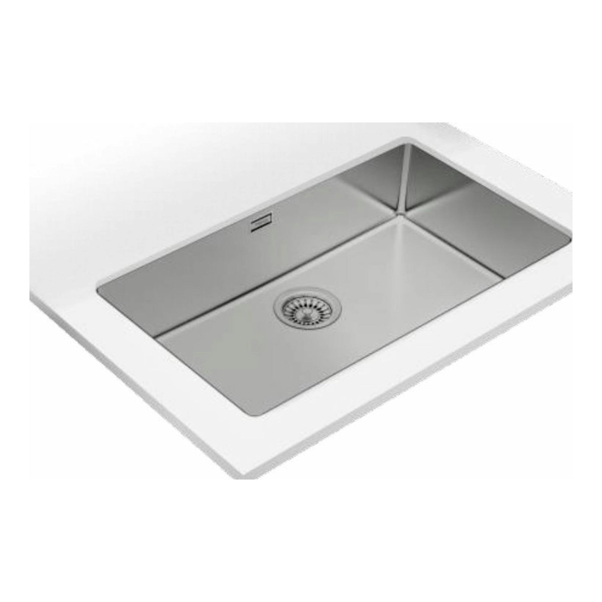 Fregadero Teka BE Linea RS15 71.40 de acero inoxidable, vista en ángulo, empotrado en encimera blanca.