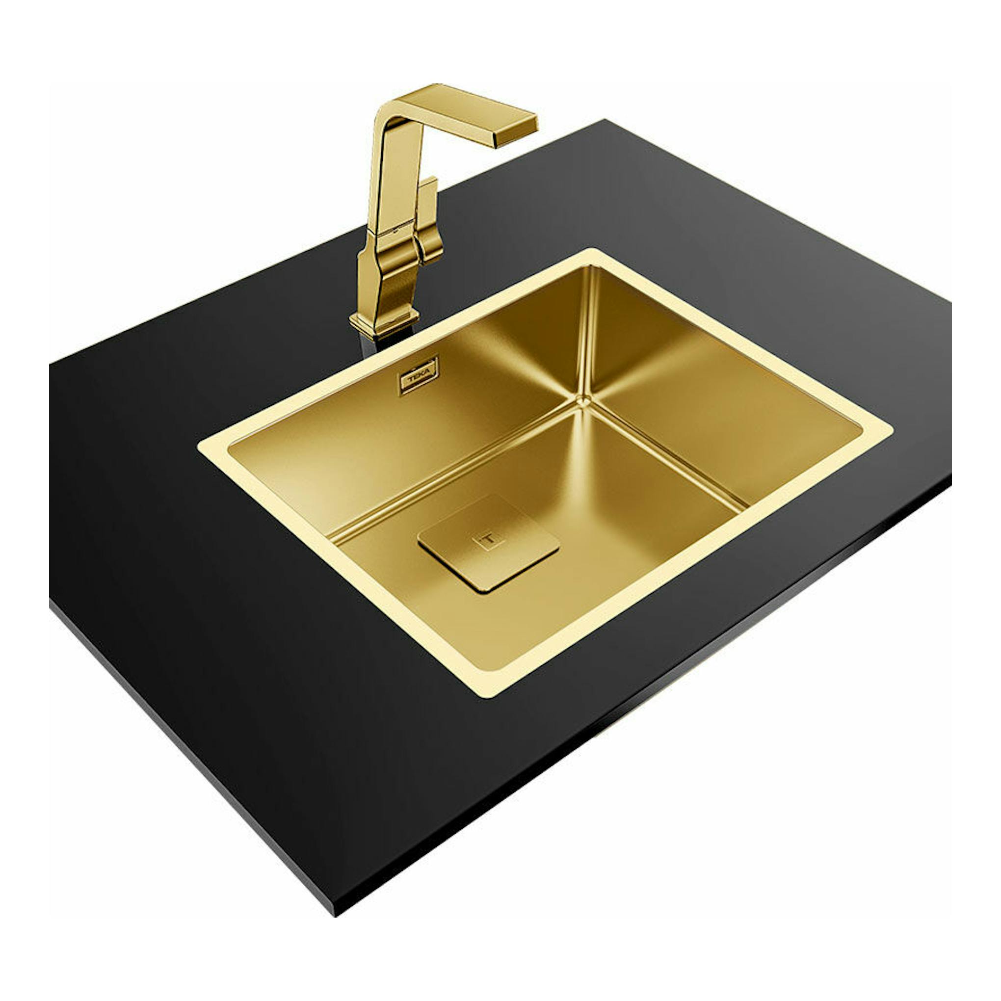 Fregadero Teka FlexLinea RS15 50.40 dorado, vista en perspectiva con grifo dorado sobre encimera negra.