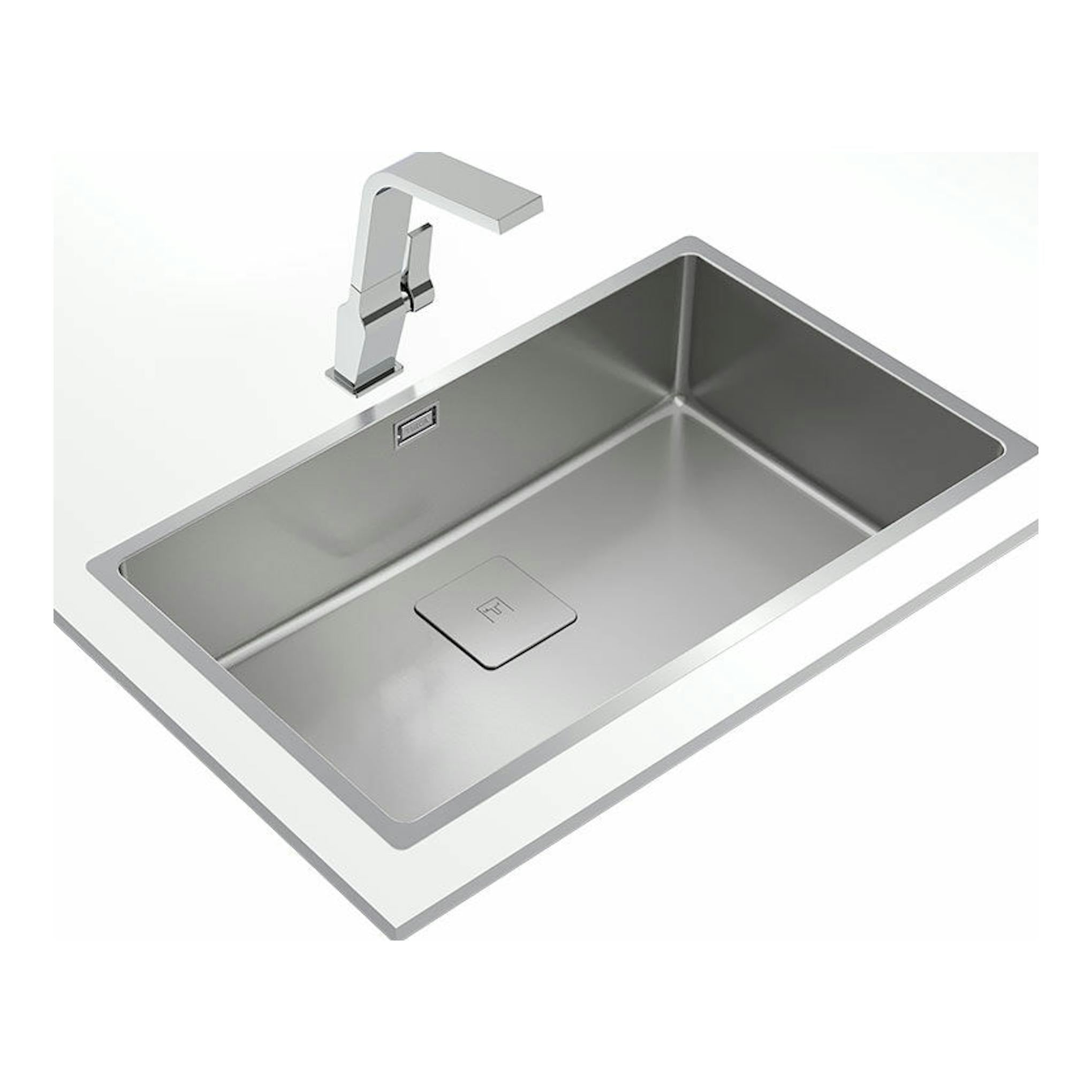 Fregadero Teka FlexLinea RS15 71.40 M-XT PureClean de acero inoxidable, vista superior inclinada, con grifo.