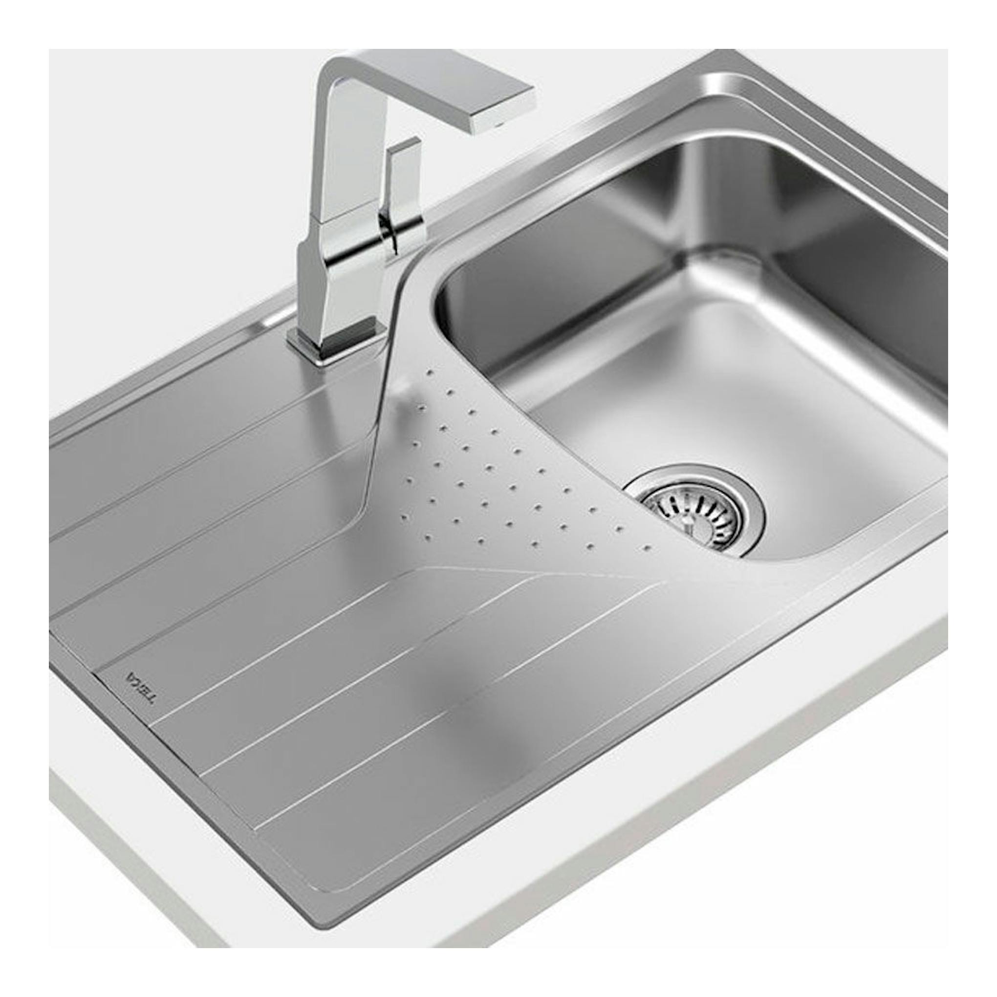 Fregadero Teka Universe 45 T-XP 1C 1E de acero inoxidable, vista en ángulo con cubeta y escurridor.