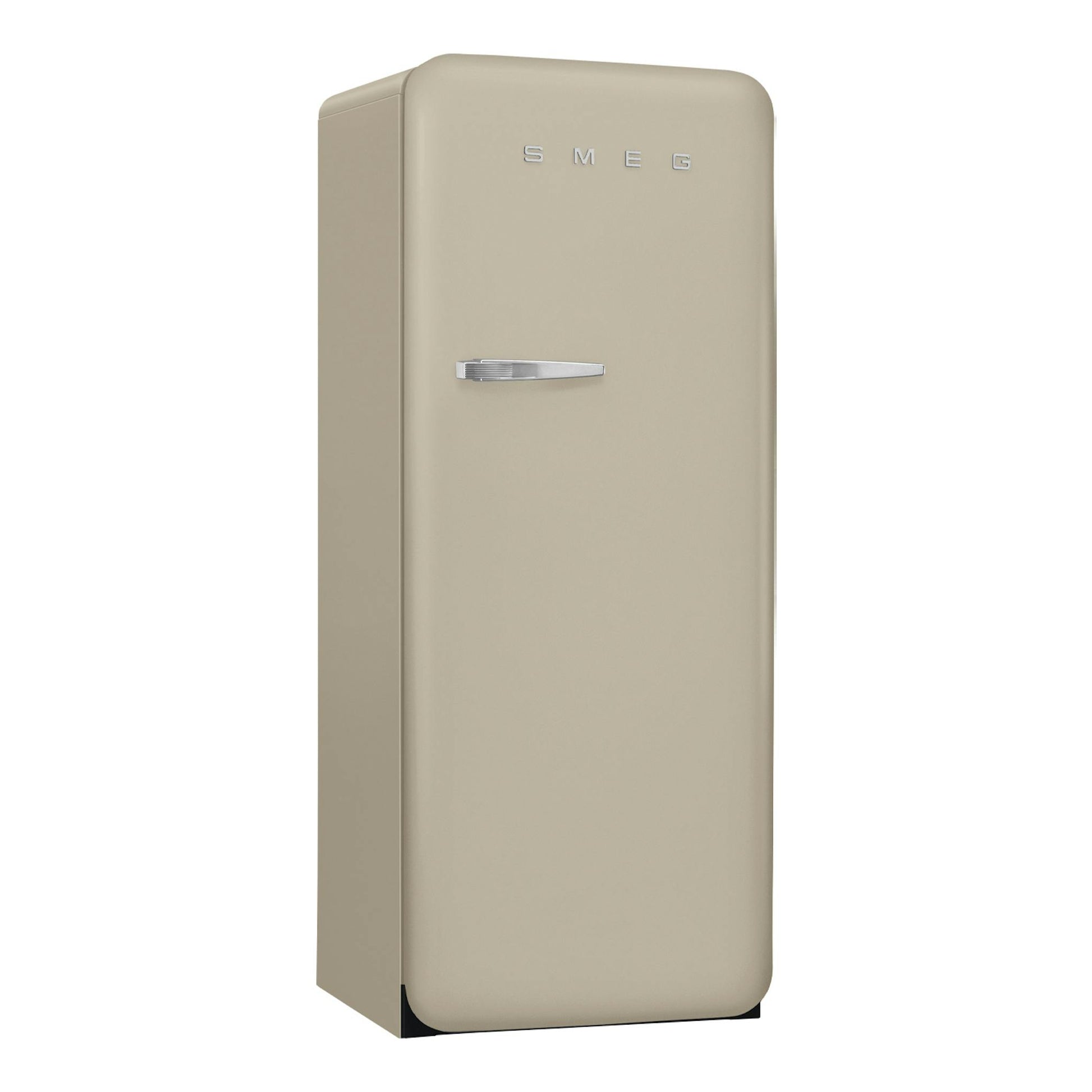 Frigorífico Smeg FAB28RMLM6 Moonlight beige, vista frontal en ángulo, una puerta con tirador cromado.
