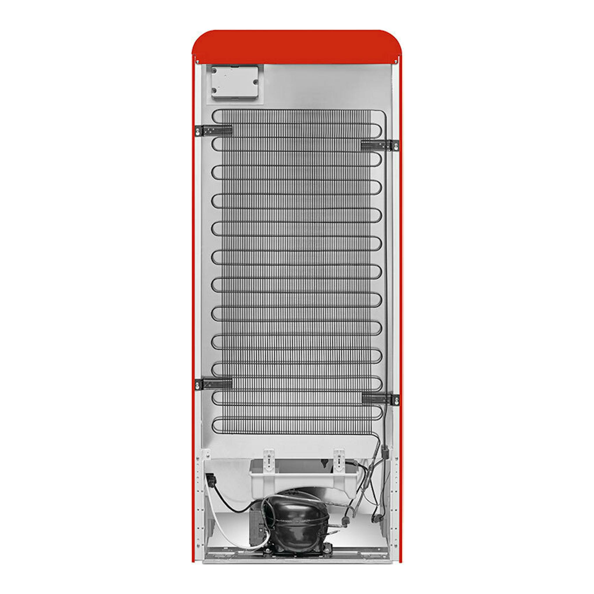 Frigorífico Smeg FAB28LRD6 rojo, vista trasera con serpentín, compresor y paneles metálicos.