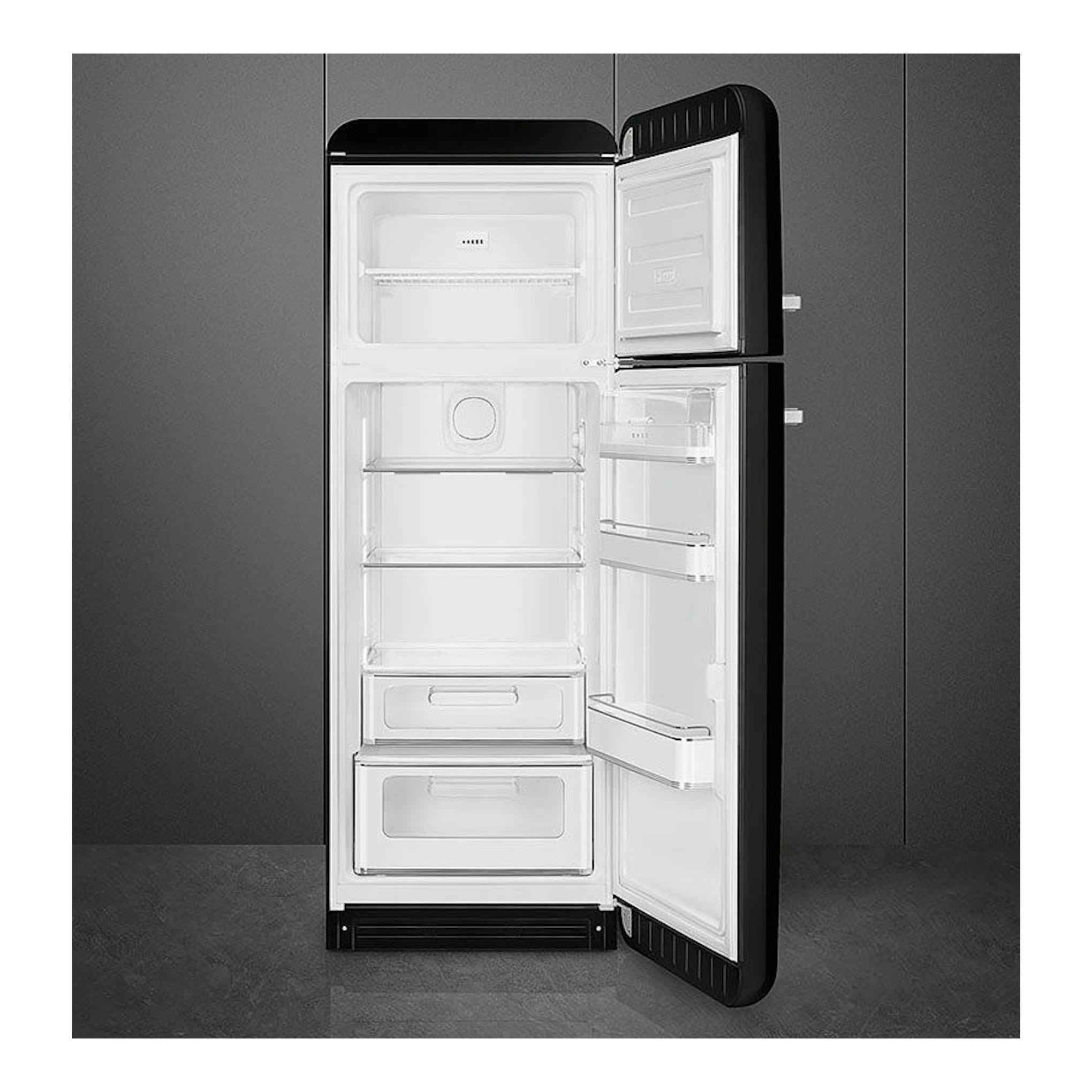 Frigorífico Smeg FAB30RBL5 negro de dos puertas, vista frontal con la puerta abierta.