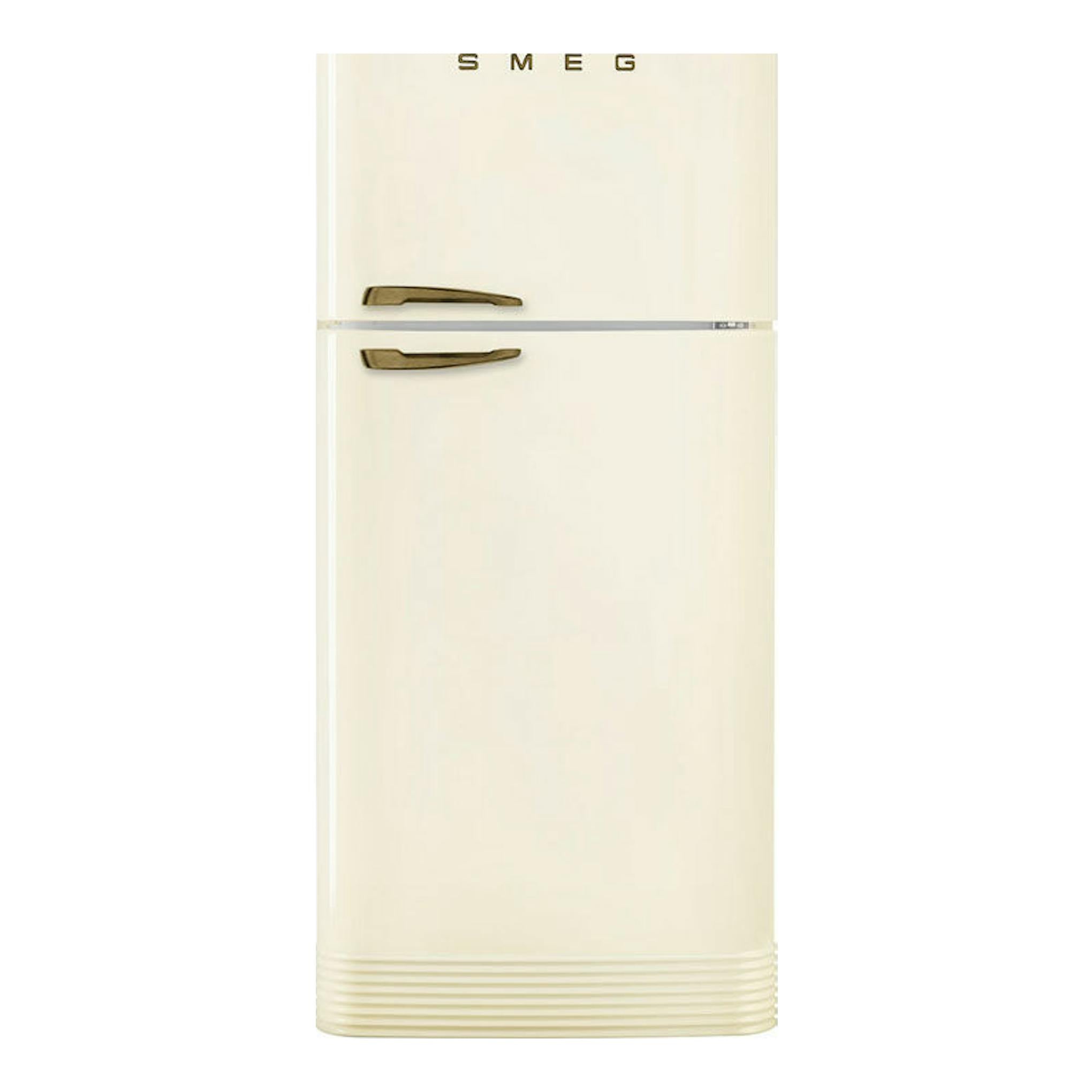 Frigorífico Smeg FAB50RCRB5 crema, vista frontal, de dos puertas, con tiradores metálicos y logo Smeg.
