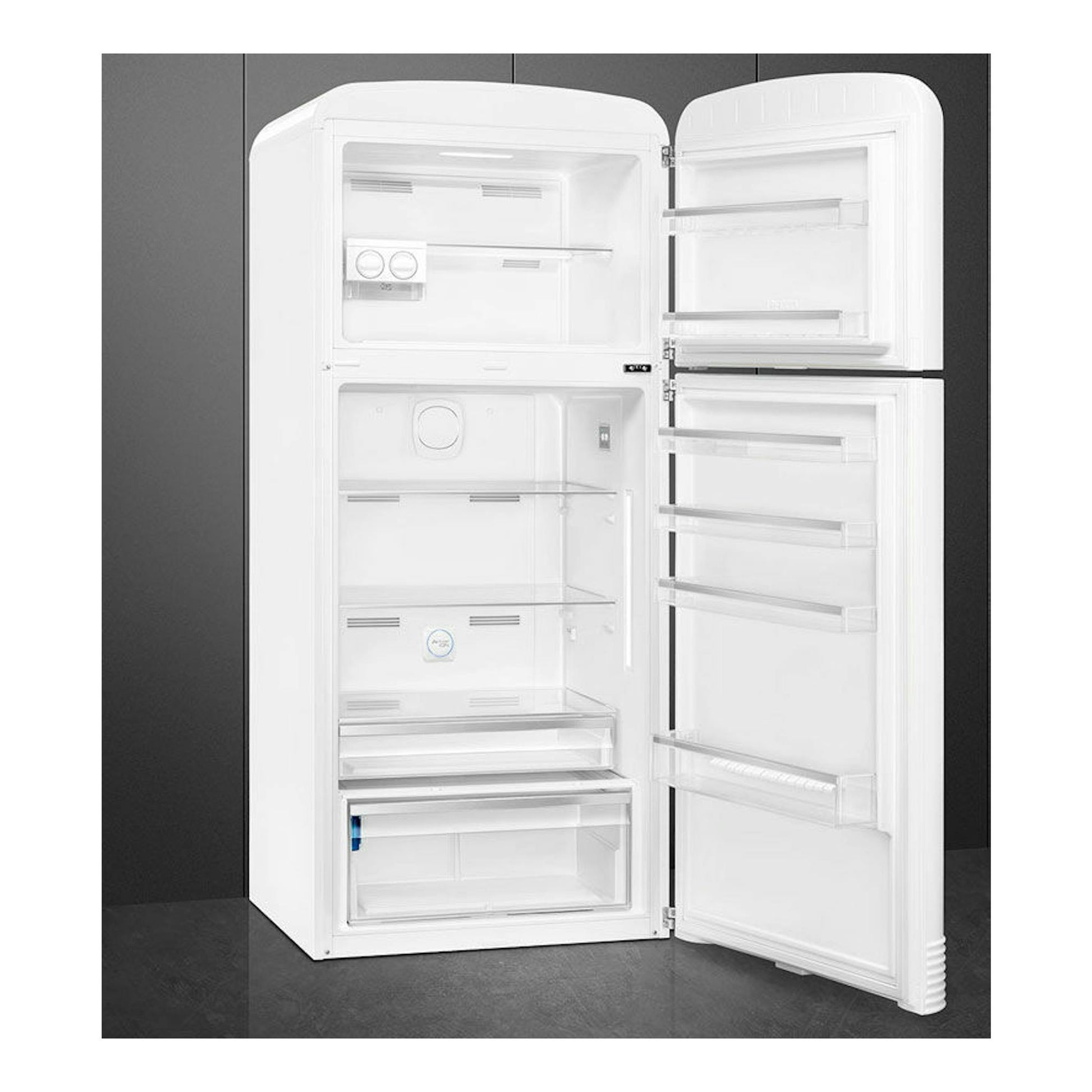 Frigorífico Smeg FAB50RWH5 blanco, vista frontal con puertas abiertas y compartimentos interiores visibles.