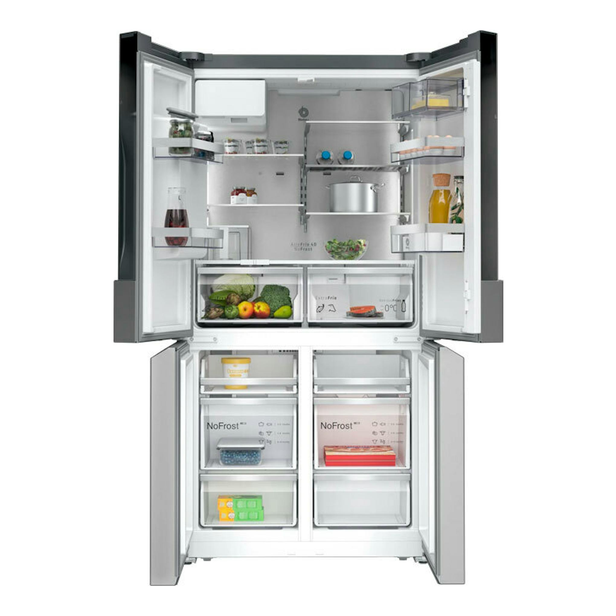Frigorífico americano Balay 3KME598XI inox, con las puertas abiertas y compartimentos interiores visibles.