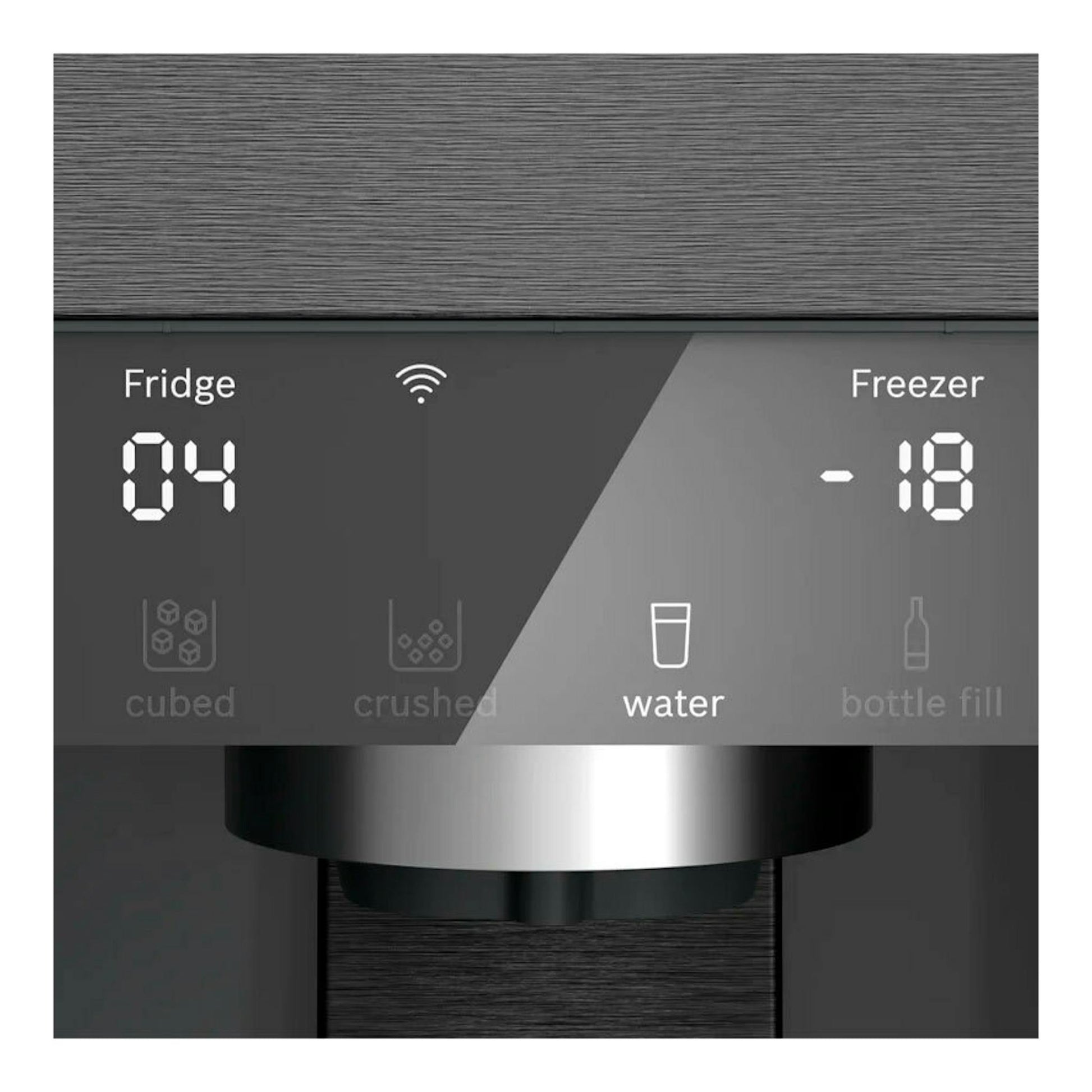 Bosch KFI96AXEA, primer plano del panel del dispensador de un frigorífico negro con pantalla y símbolos de hielo y agua.