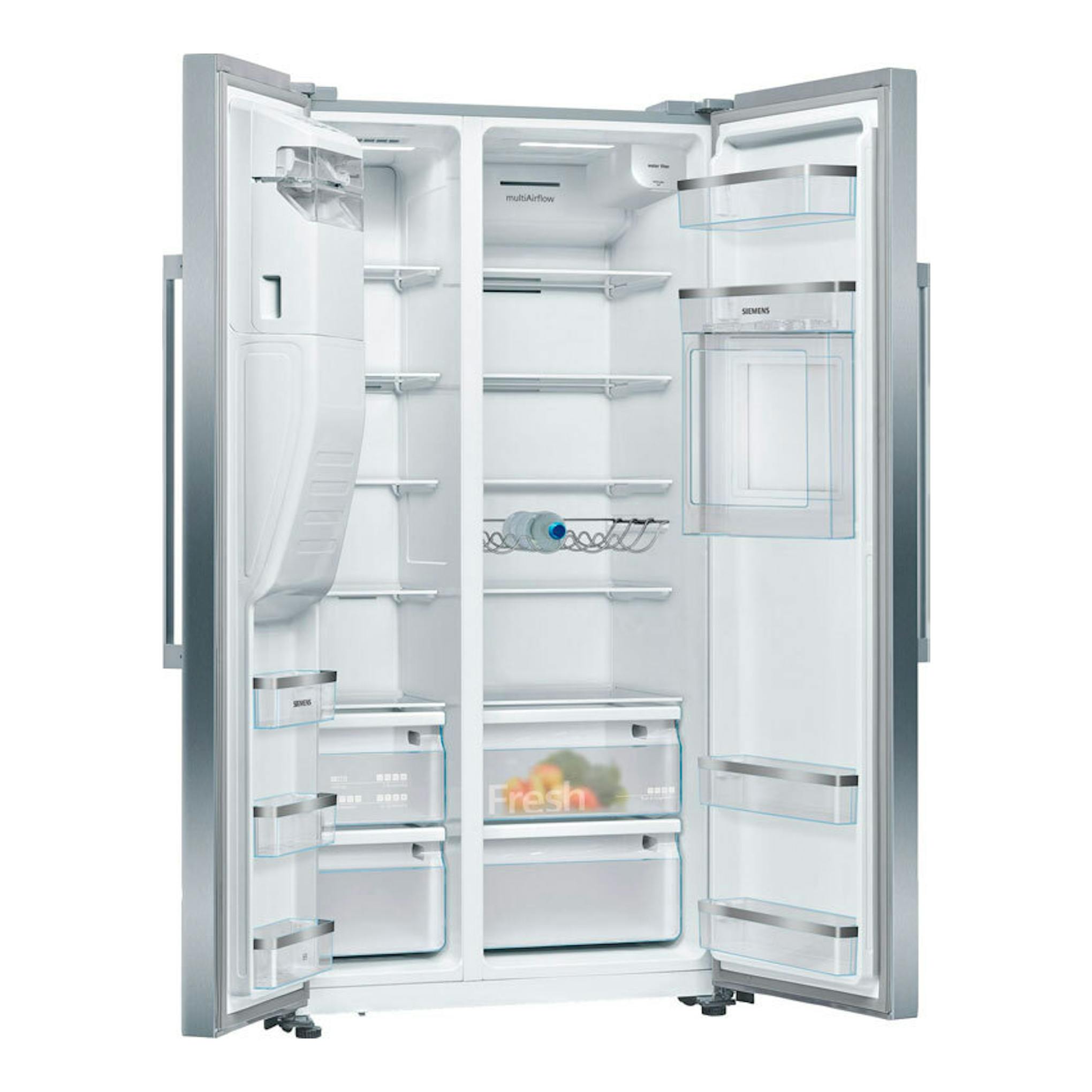 Frigorífico americano Siemens KA93GAIDP inox, puertas abiertas, vista frontal del interior con baldas y cajones.