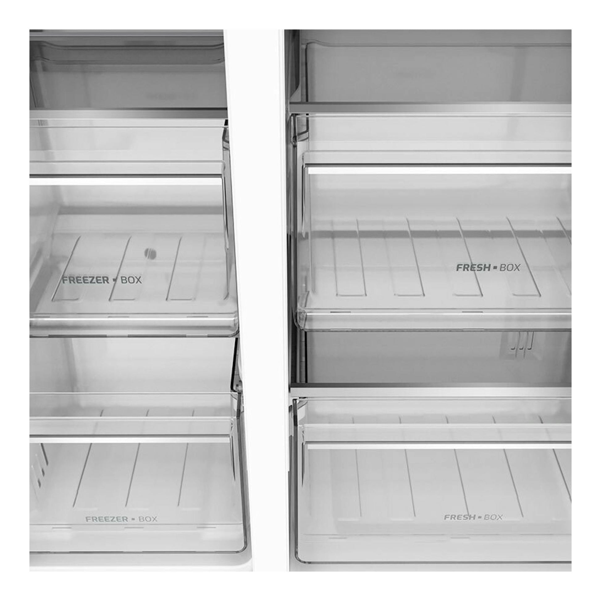Interior de frigorífico americano Teka RLF74930SS en inox, con cajones Freezer Box y Fresh Box.