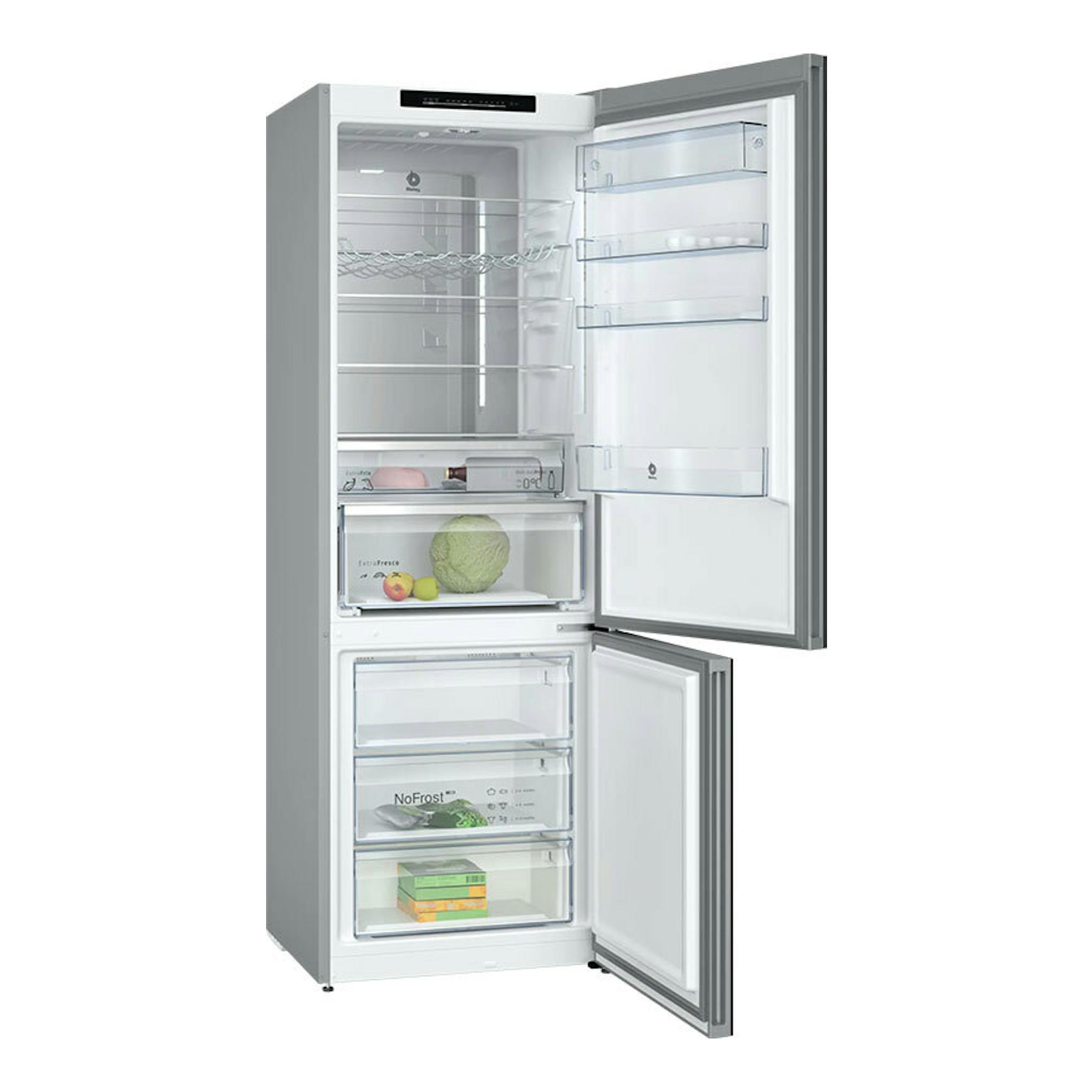 Frigorífico combi Balay 3KFC879NI en cristal negro, vista frontal con las puertas abiertas.