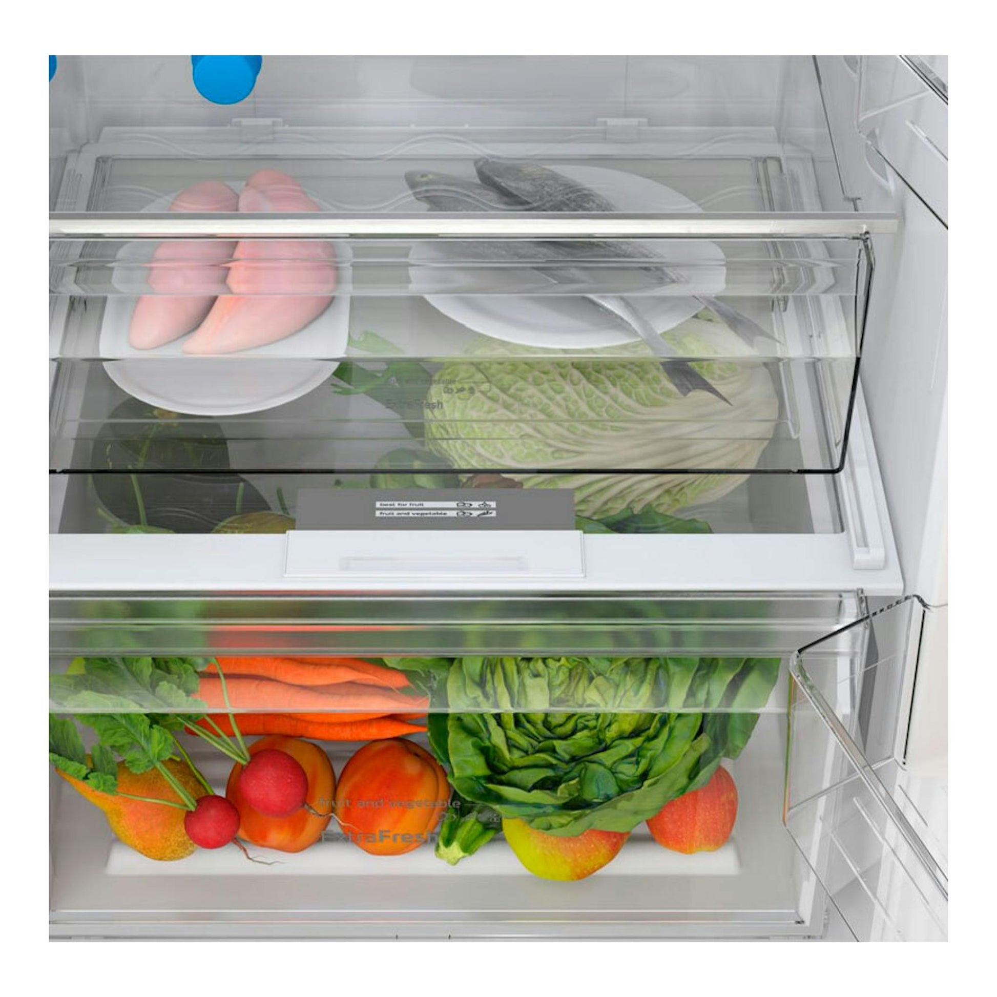 Vista frontal del interior del frigorífico combi Balay 3KFD553WI blanco, con cajones de frutas y verduras.