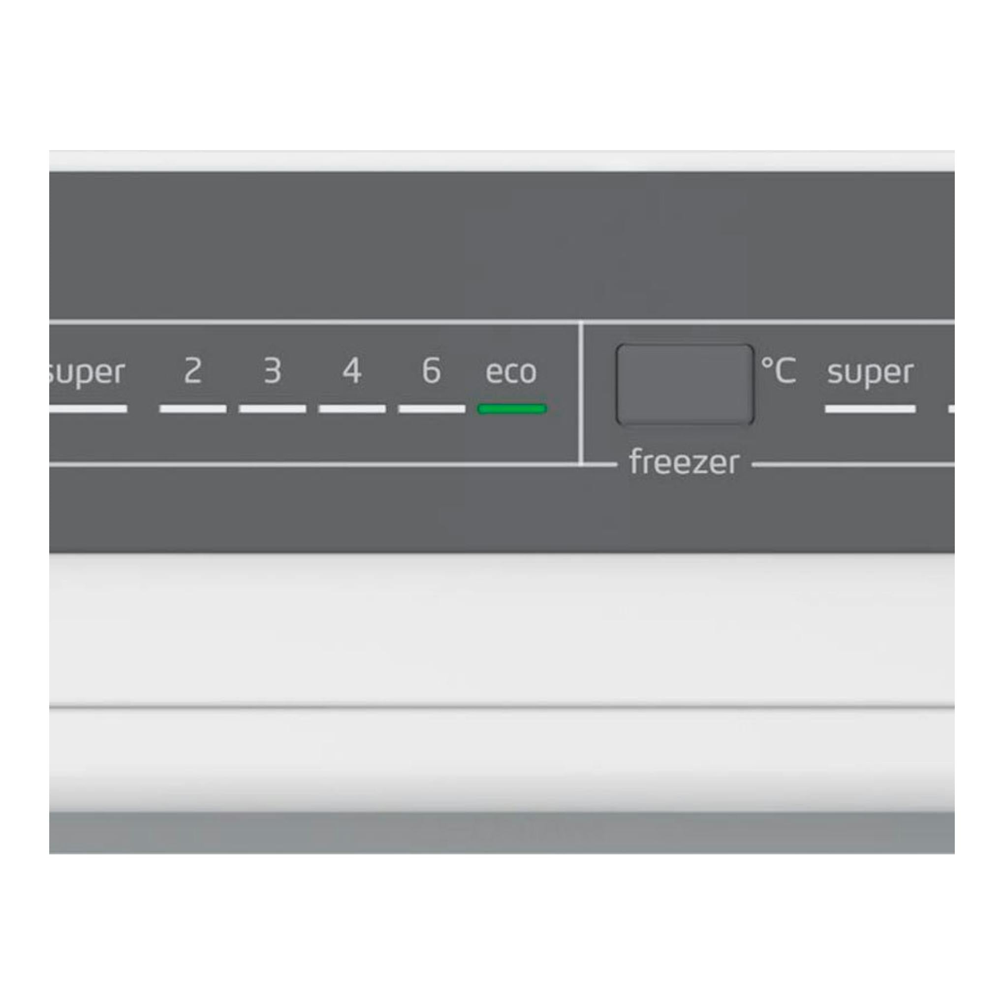 Panel de control gris de un frigorífico Balay 3KFD753WI, con indicadores eco, super y freezer.