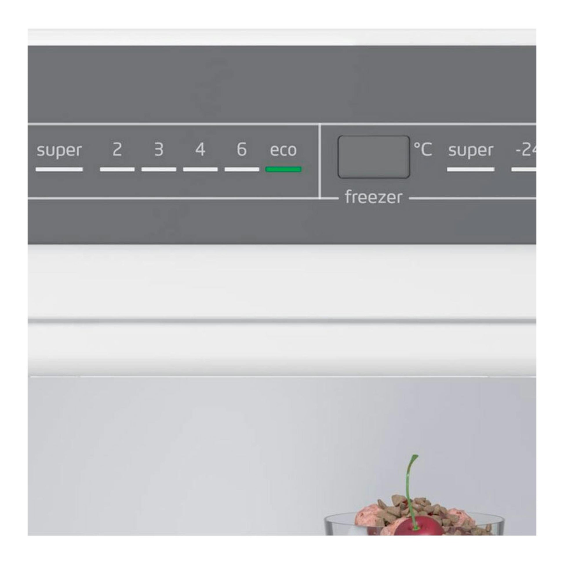 Frigorífico combi Balay 3KFE553WI blanco, con panel de control gris y ajuste de temperatura.