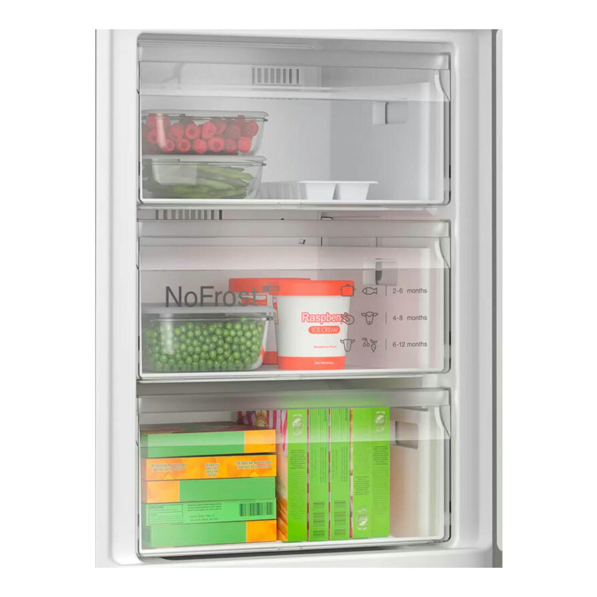 Interior de frigorífico combi Bosch KGN39LBCF negro, con cajones transparentes y alimentos visibles.