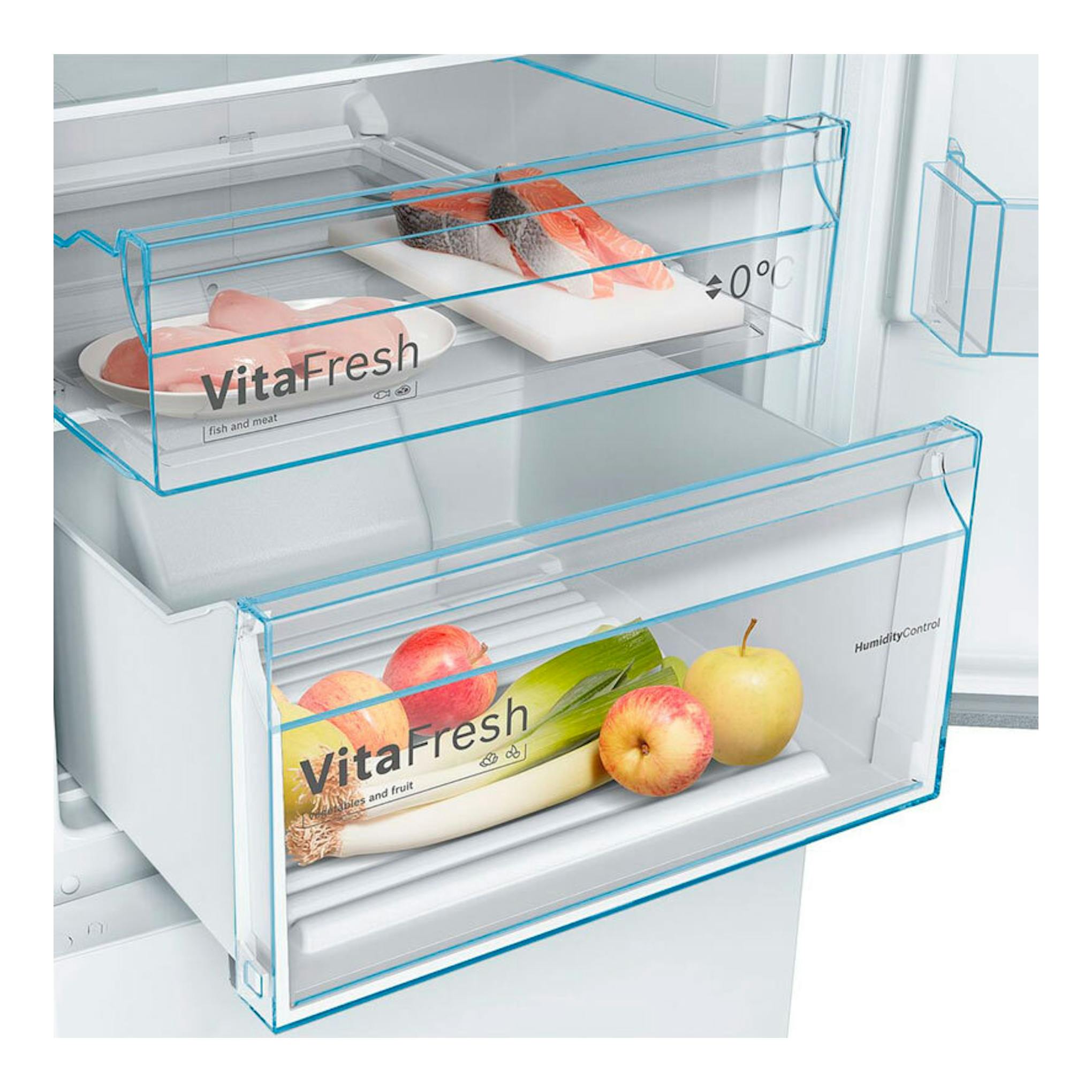 Bosch KGN39VWDC blanco, vista interior de frigorífico combi con cajones VitaFresh y alimentos.