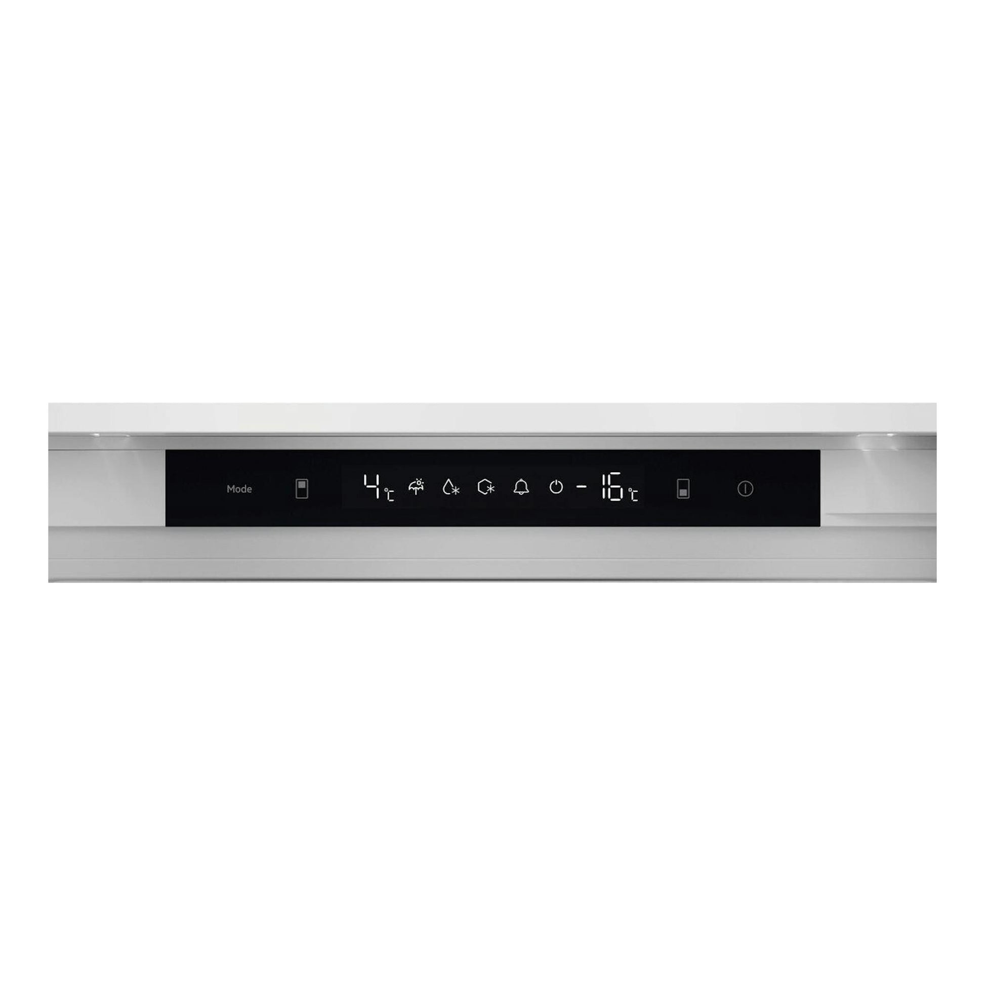 Panel de control de frigorífico integrable Electrolux LNN3CE18S, pantalla negra con 4 °C y -16 °C.