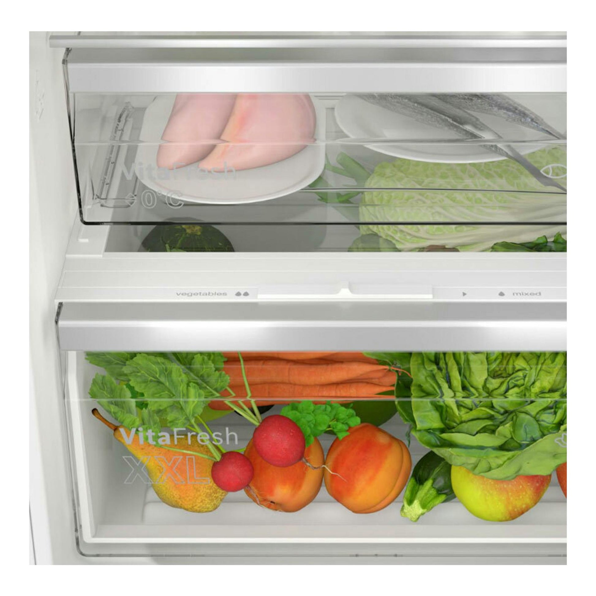 Interior frontal de frigorífico integrable Bosch KBN96VFE0, con cajones VitaFresh XXL y frutas y verduras.