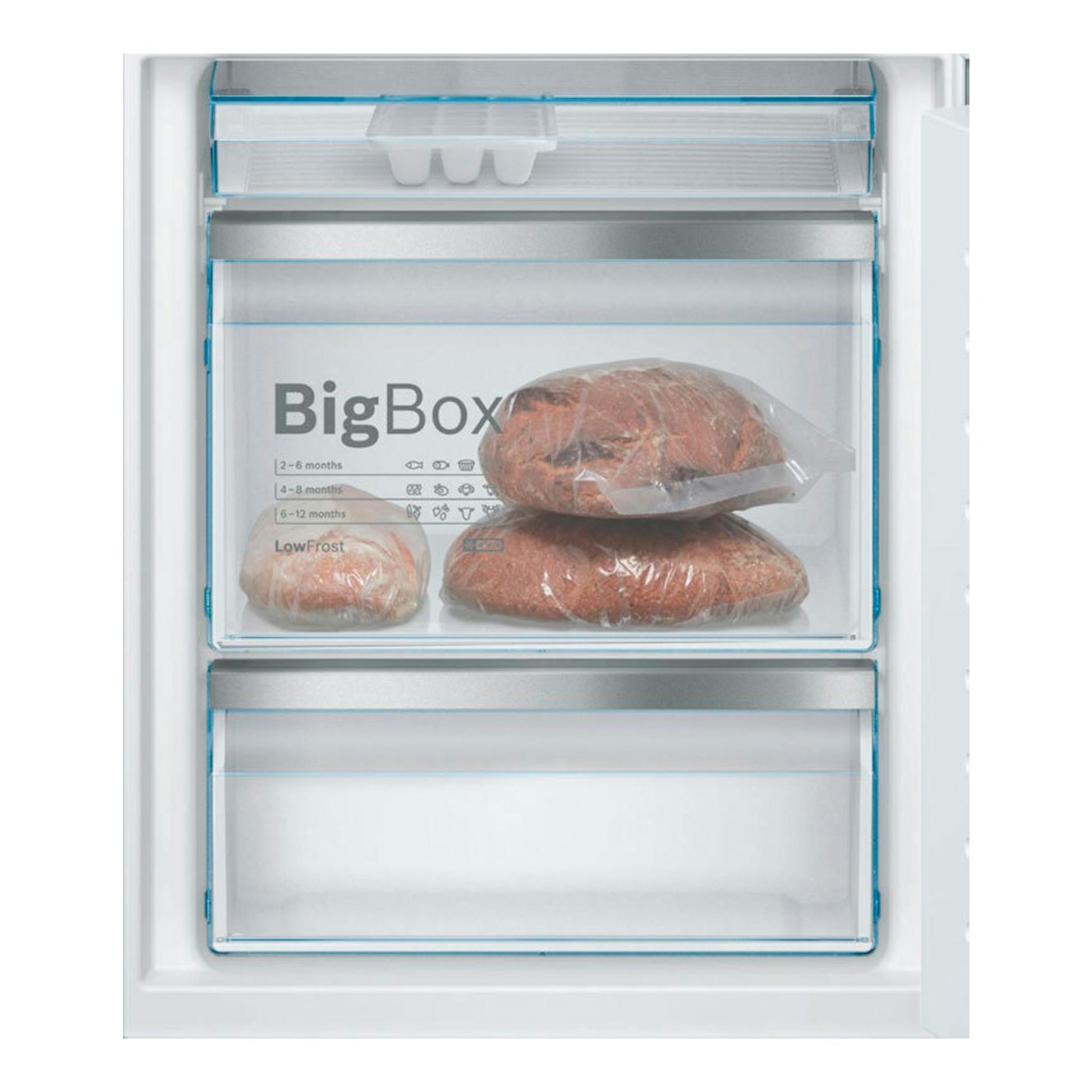 Bosch KIS86AFE0: vista frontal del congelador integrable con cajones transparentes y bolsas de congelados.