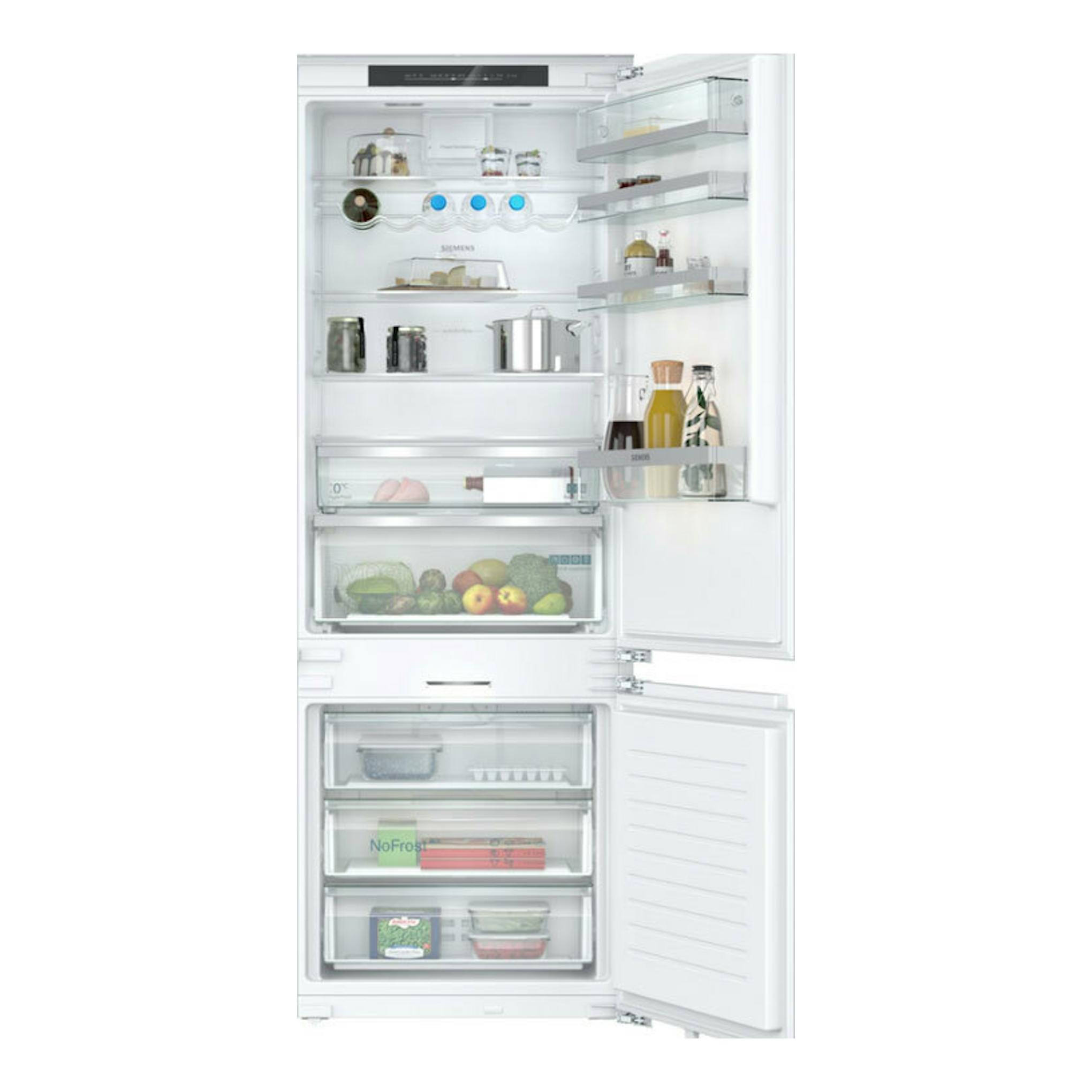 Frigorífico combi integrable Siemens KB96NADD0, blanco, visto de frente, con puertas abiertas e interior visible.