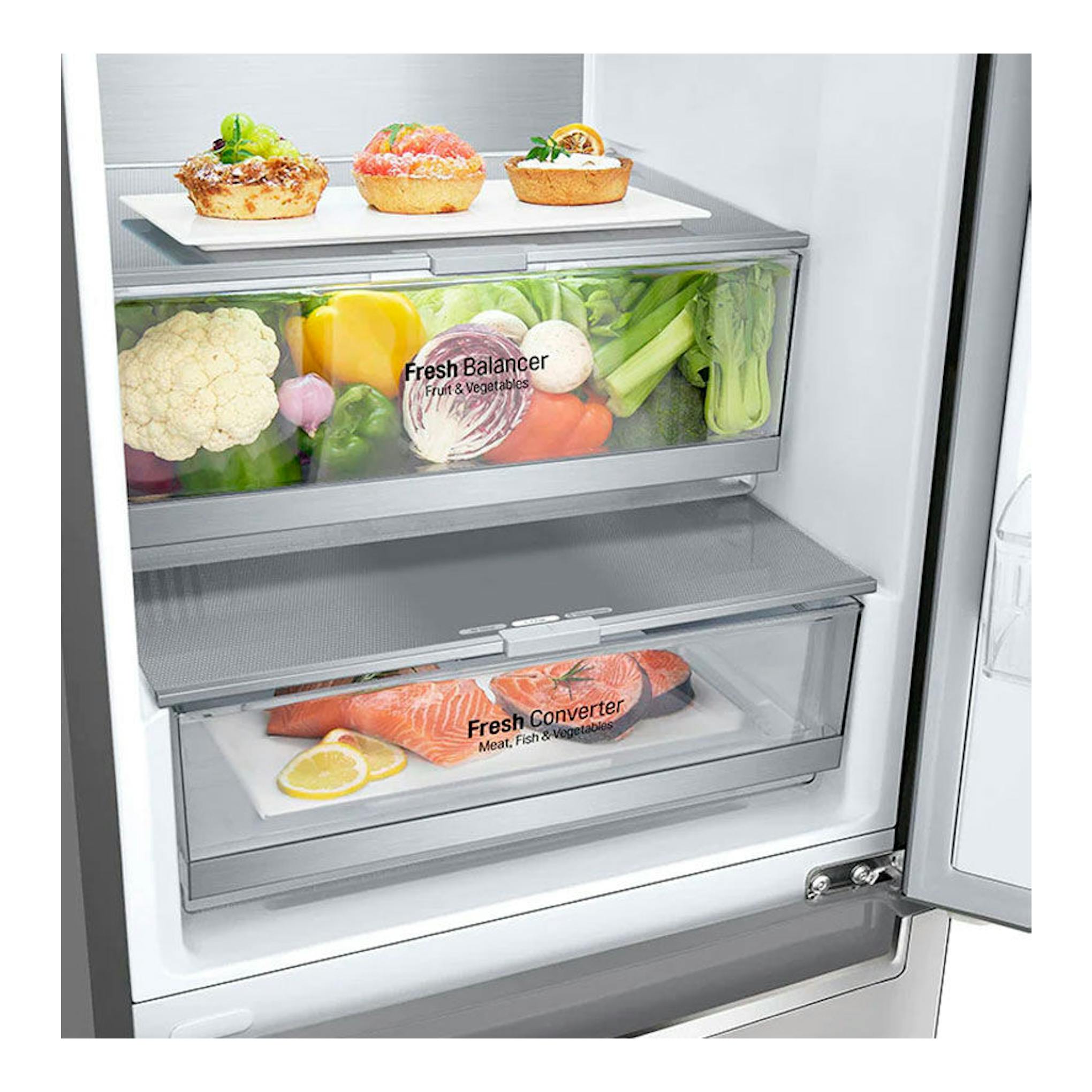 Interior de frigorífico LG GBB72NSUCN inox, con cajones Fresh Balancer y Fresh Converter y alimentos.