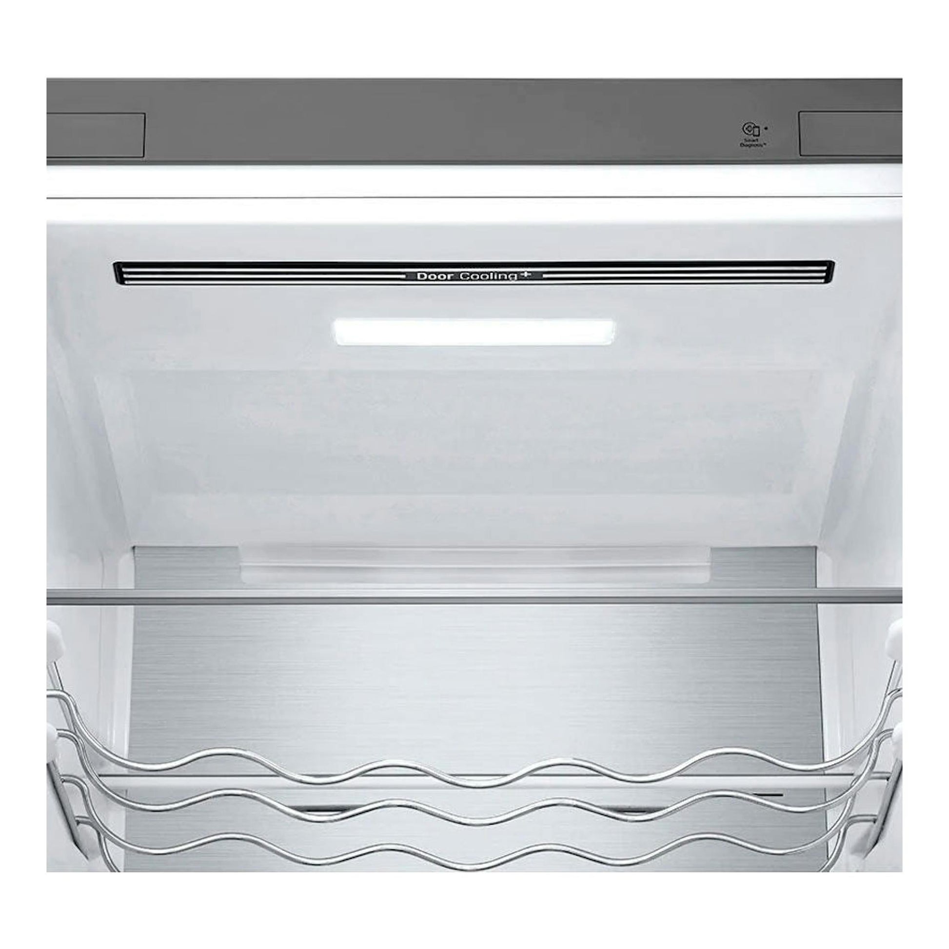 Interior de frigorífico combi LG GBB72NSUCN inox, con estantes de vidrio y botellero, vista frontal.