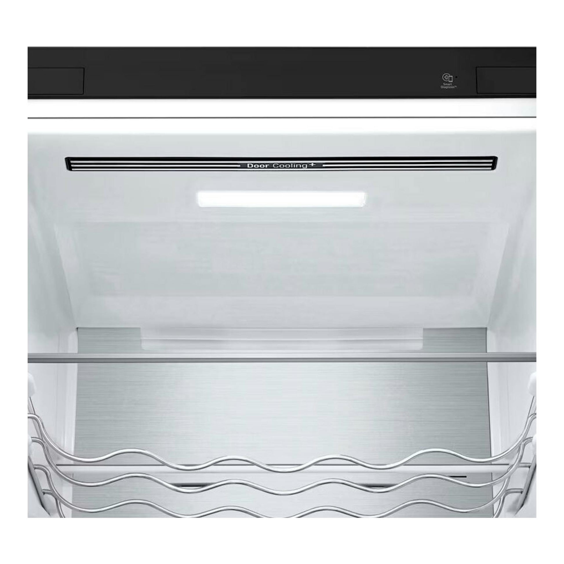 Interior de frigorífico combi LG GBV5250DEP negro, con balda para botellas y luz LED, vista frontal.