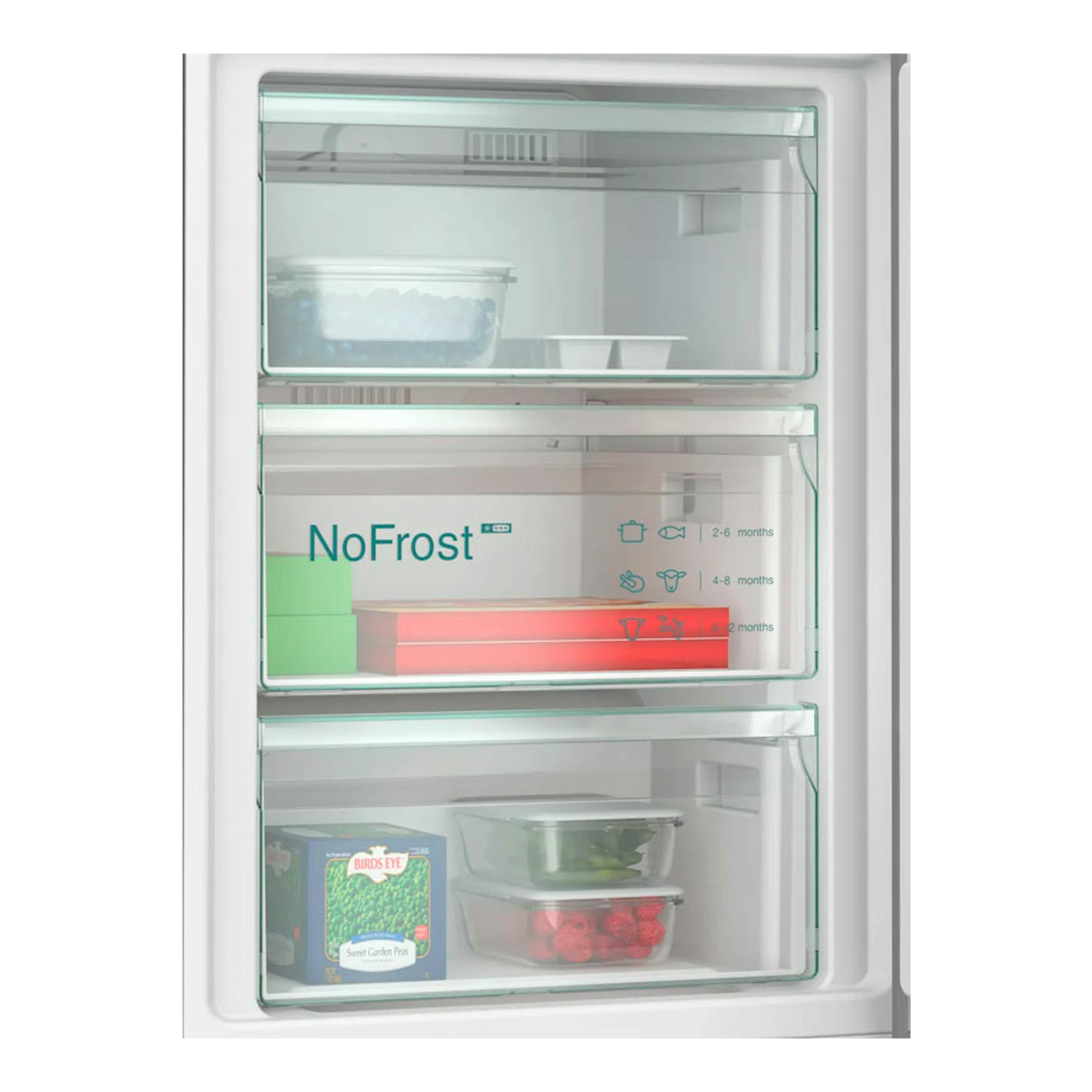 Siemens KG39NSBBF, interior del congelador con cajones transparentes, alimentos y etiqueta NoFrost, vista frontal.