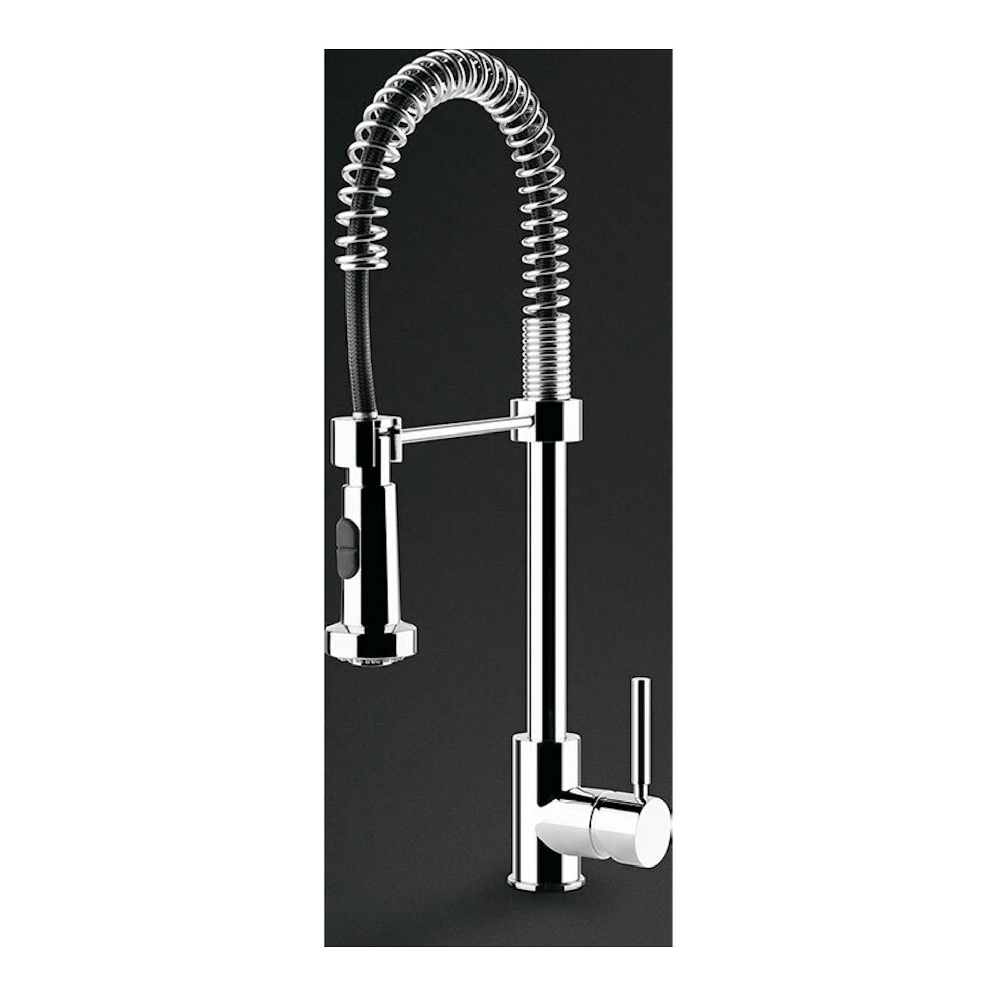 Grifo de cocina Smeg MID9CR cromado, vista frontal, con caño alto en espiral y mando lateral.