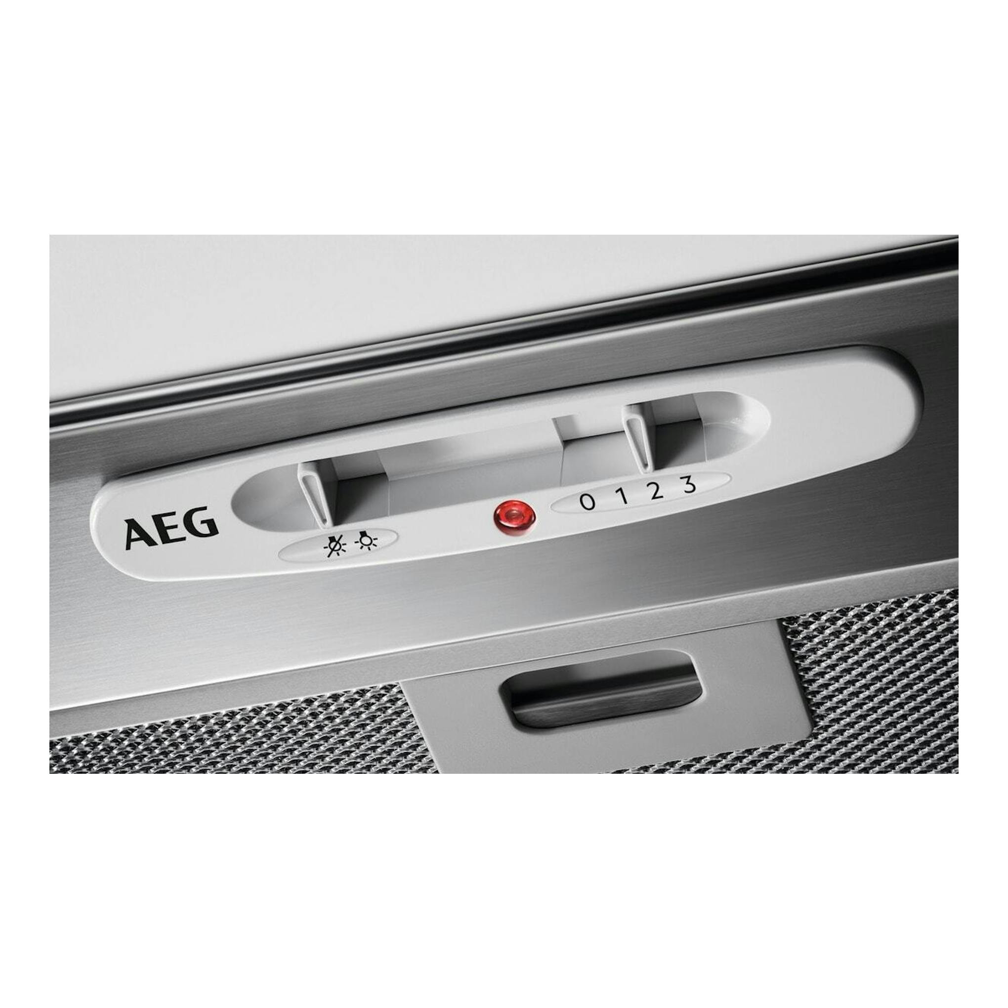 Grupo filtrante AEG DGB2531M en acero inoxidable, primer plano del panel con controles, luz e indicador rojo.