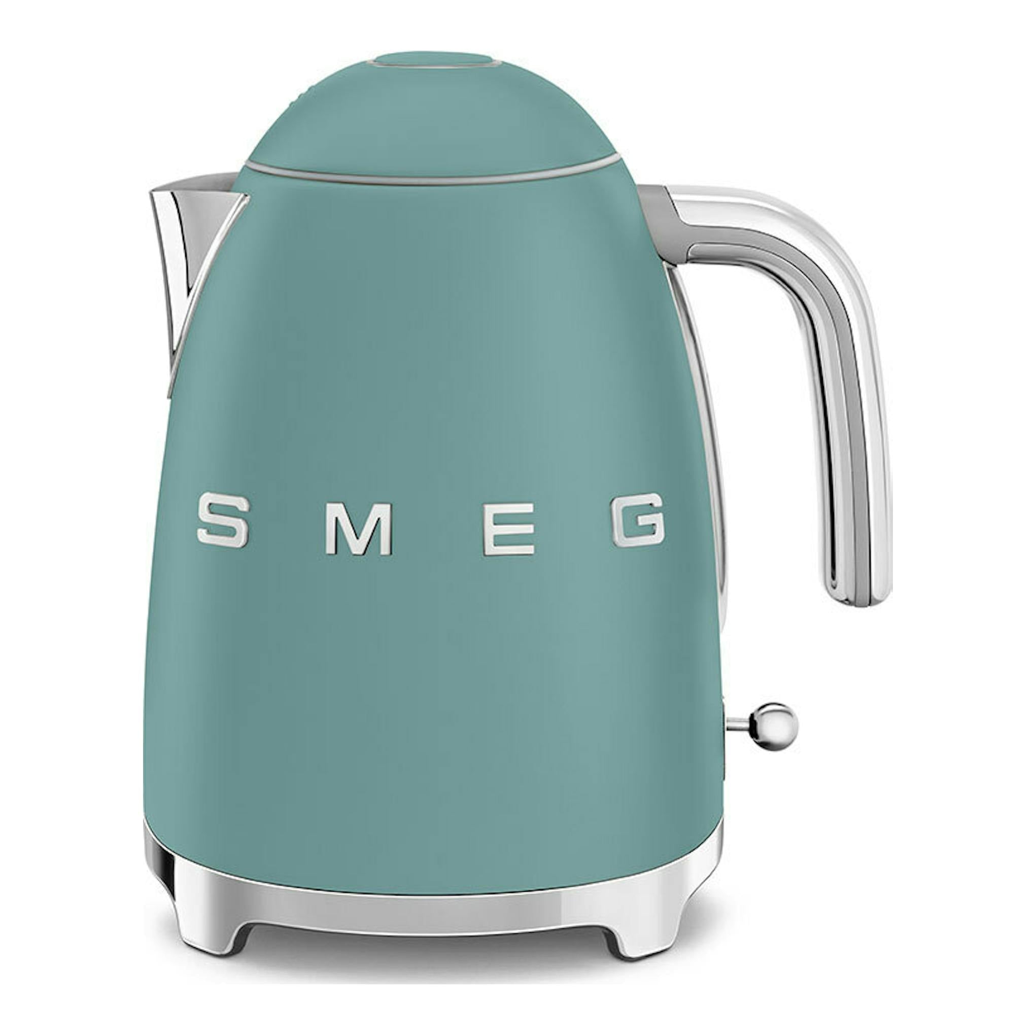 Hervidor Smeg KLF03EGMEU verde esmeralda, vista frontal, con detalles cromados.