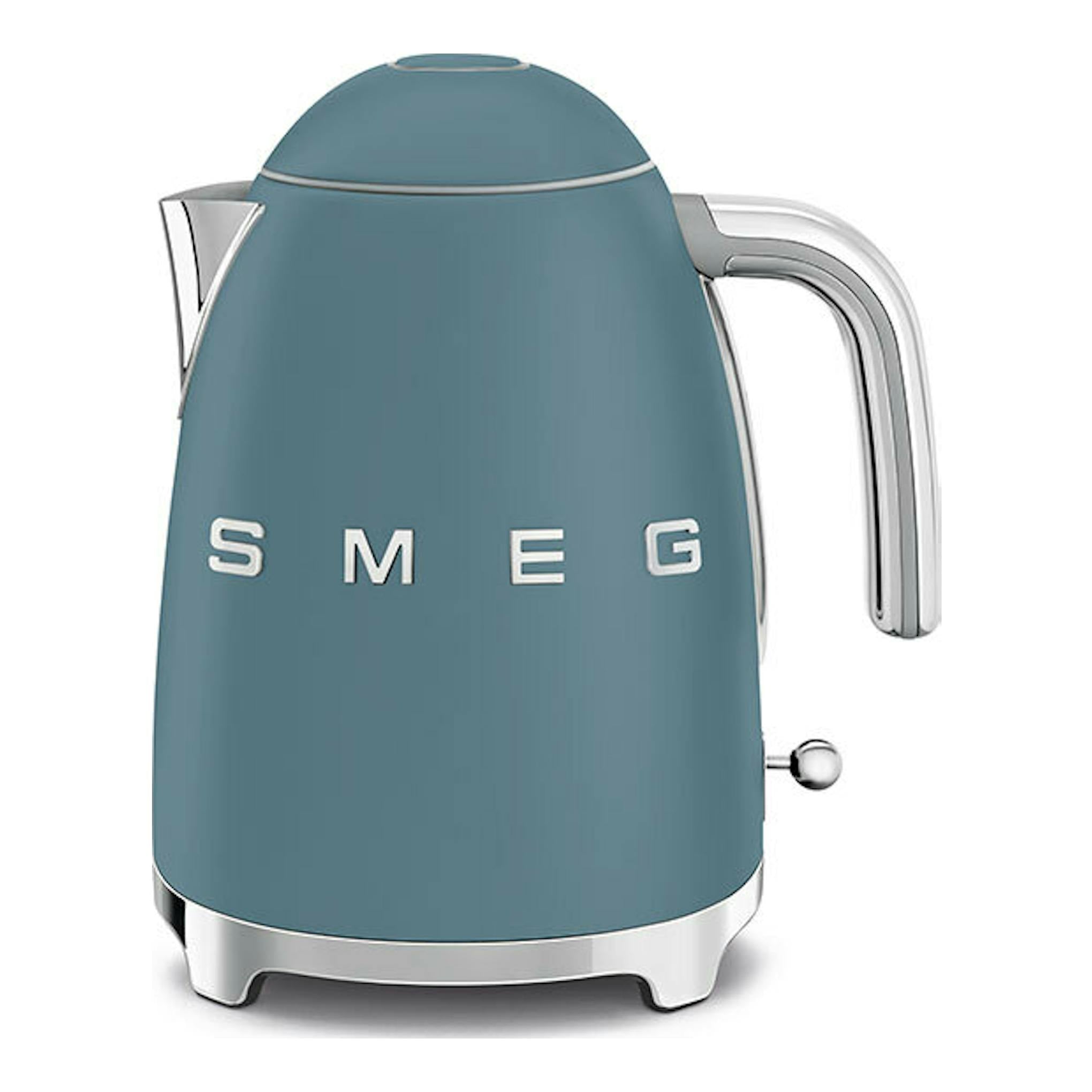 Hervidor SMEG KLF03SBMEU azul tormenta mate, vista frontal con detalles cromados.