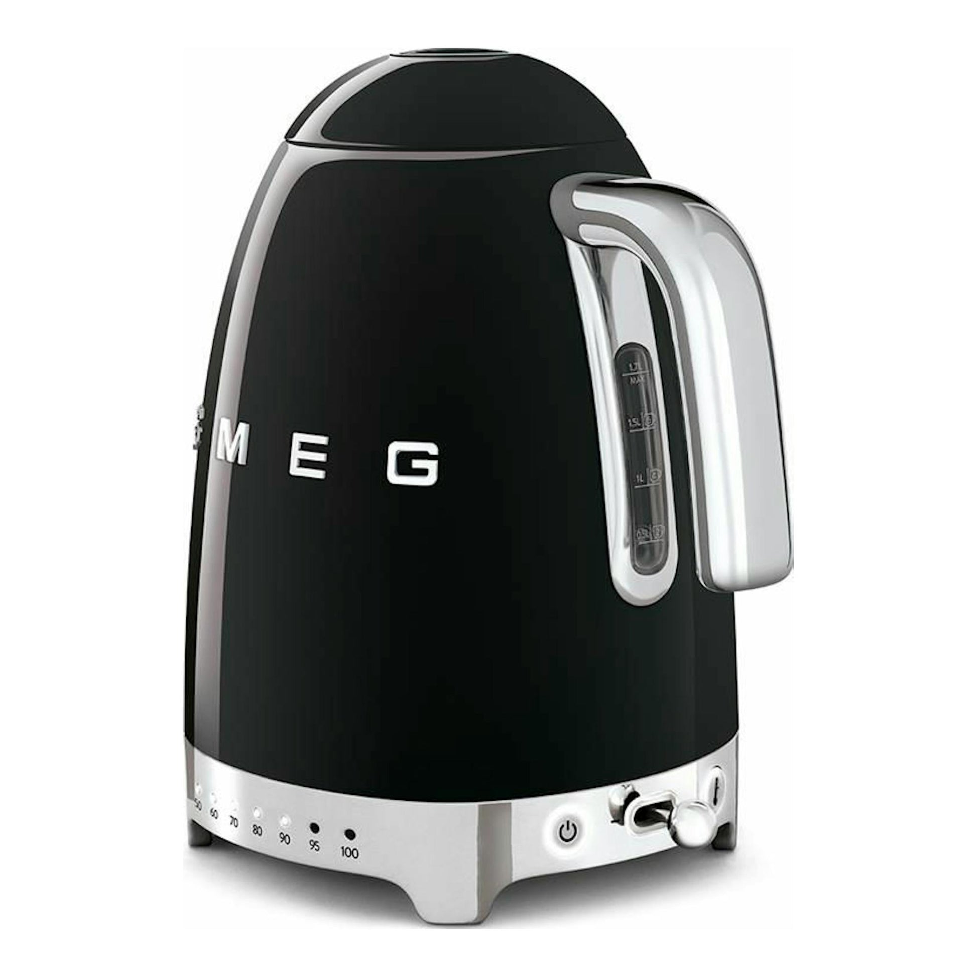 Hervidor Smeg KLF04 negro, vista frontal en ángulo, con asa y base cromadas.