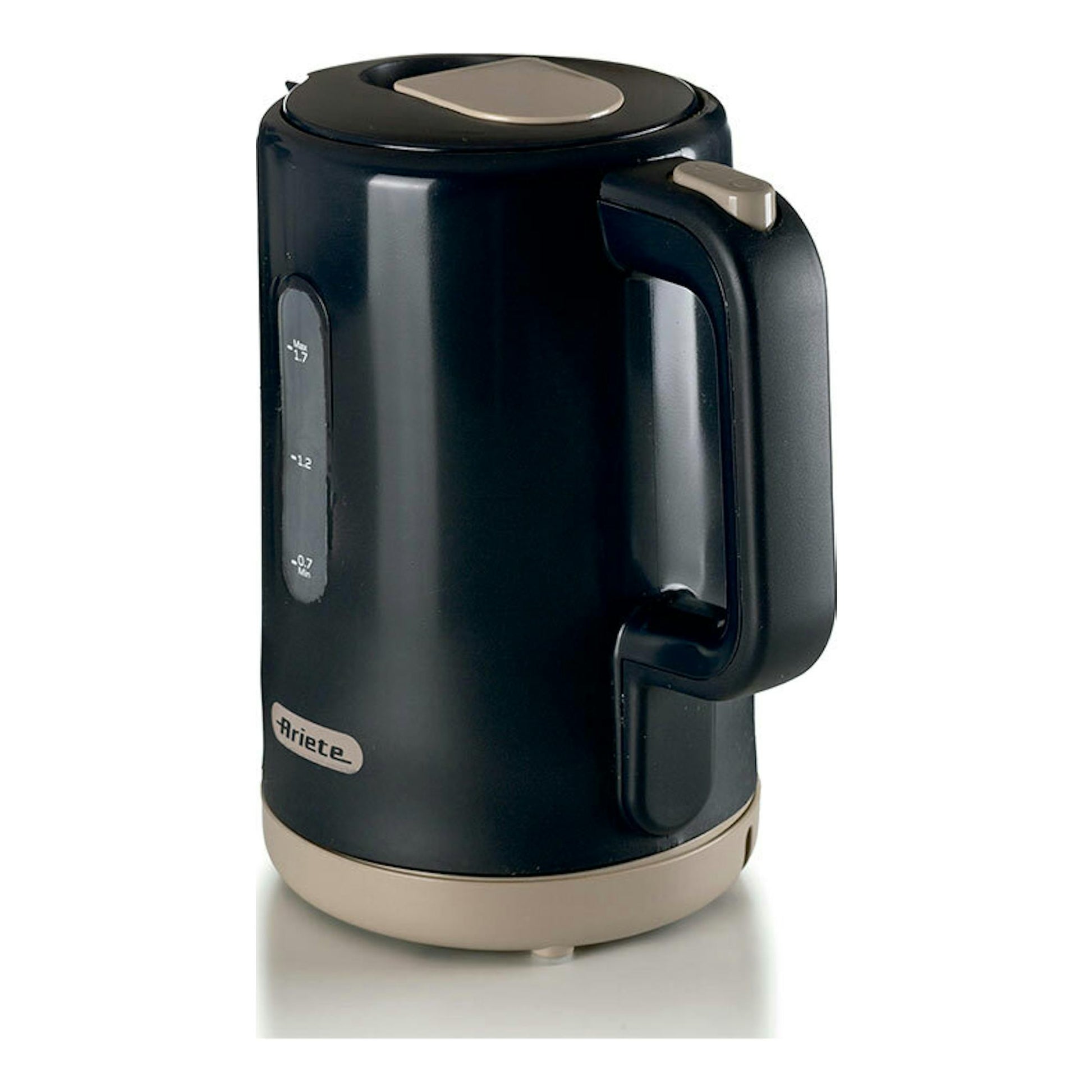 Hervidor Ariete Breakfast grafito, vista frontal en tres cuartos, con cuerpo negro y base beige.