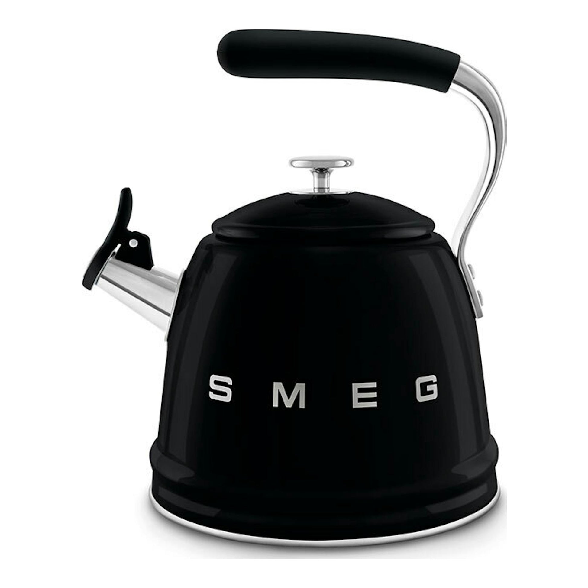 Hervidor silbante Smeg WKF01BL negro, vista frontal, con asa y pico cromados.