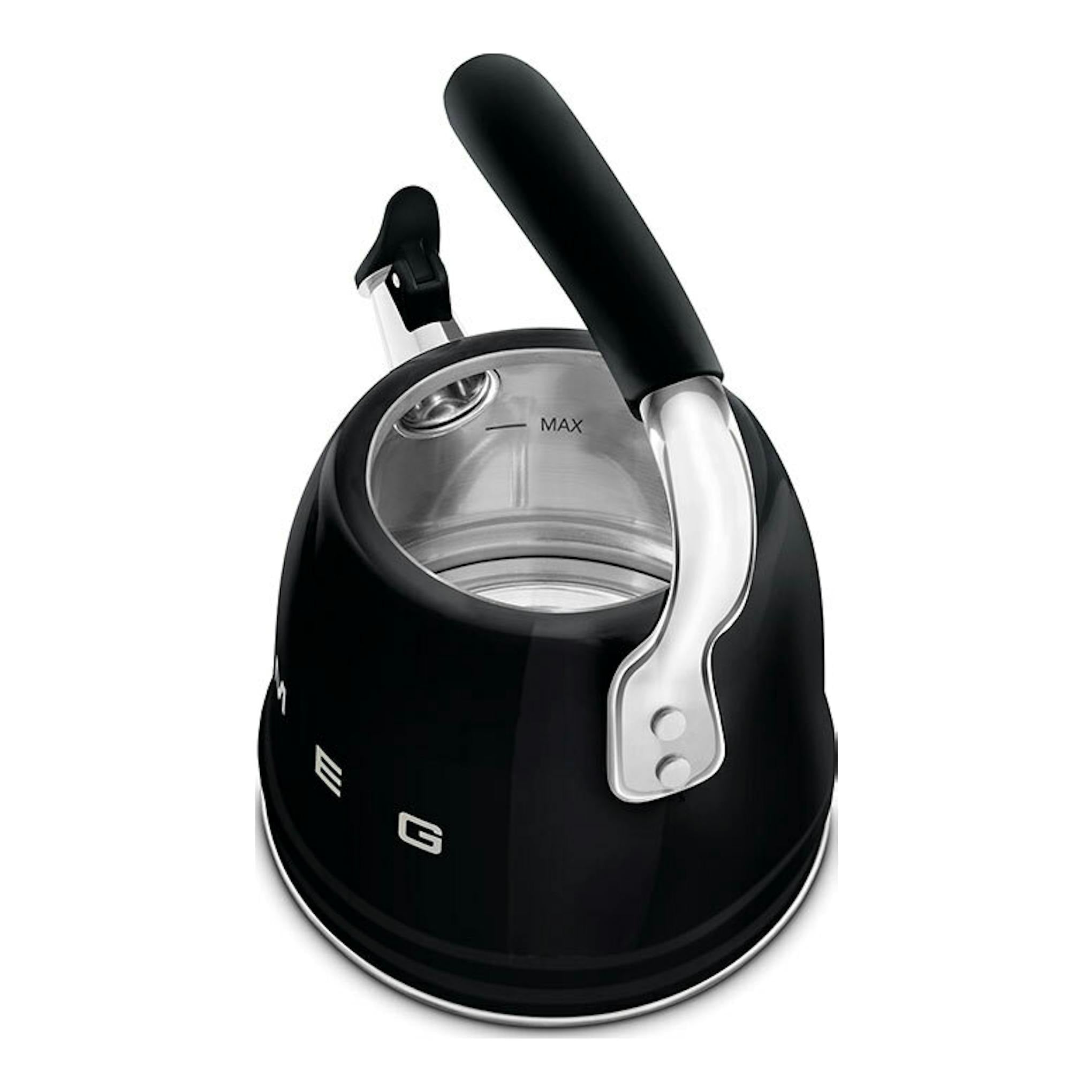 Hervidor silbante Smeg WKF01BL negro, vista superior en ángulo, con asa negra y cuerpo redondeado.