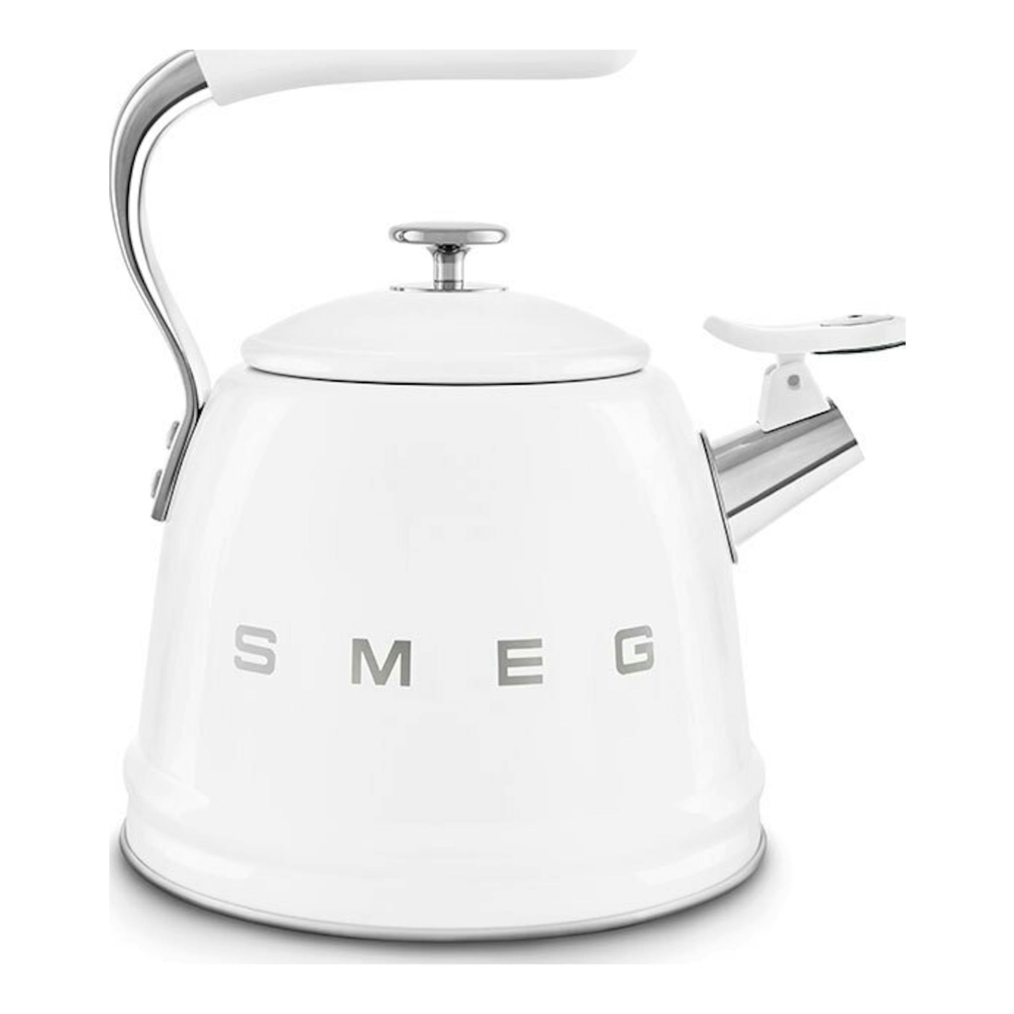 Hervidor silbante Smeg WKF01WH blanco, vista frontal, con asa y pico cromados.
