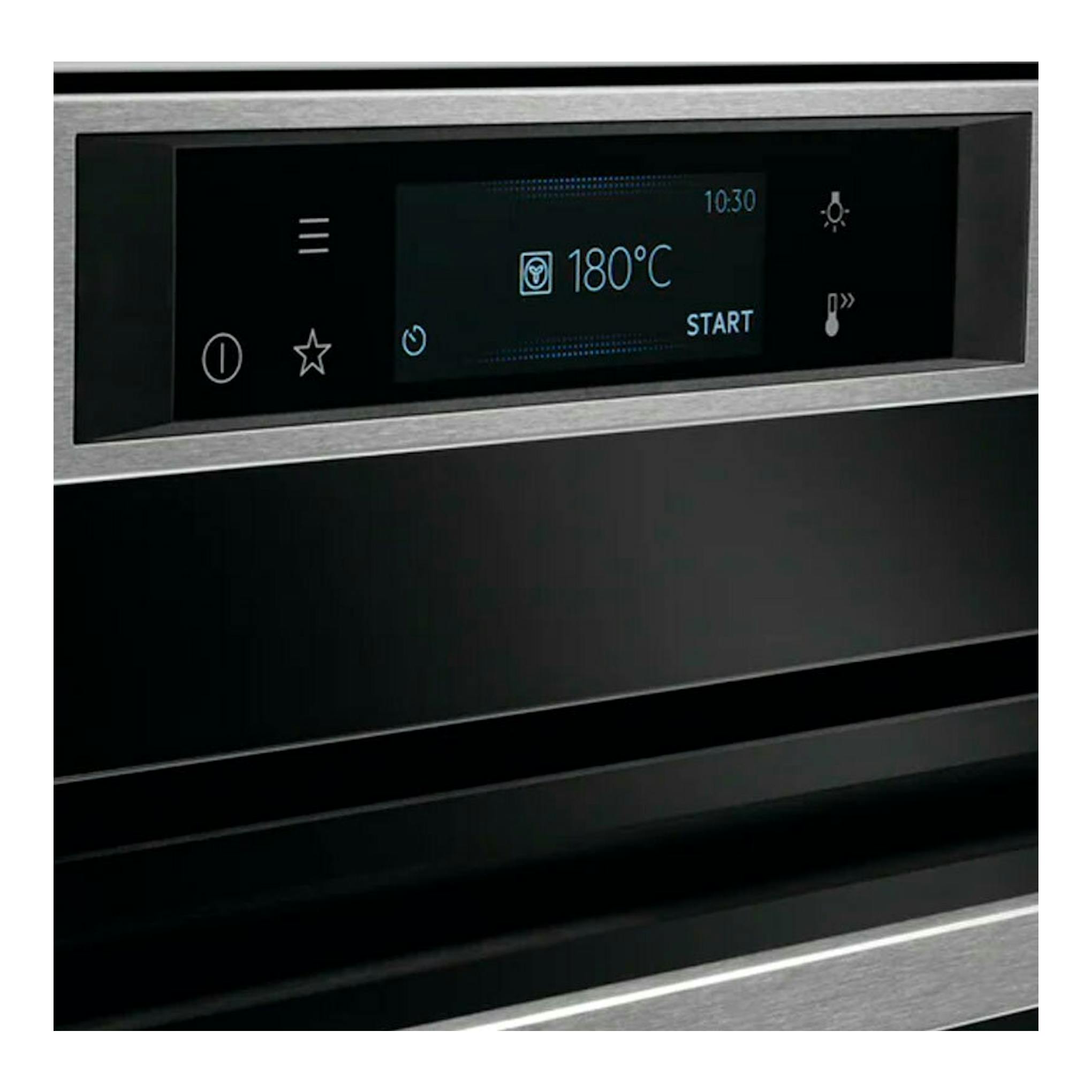 Horno empotrado AEG BSE782380M en inox y negro, con panel táctil digital frontal.