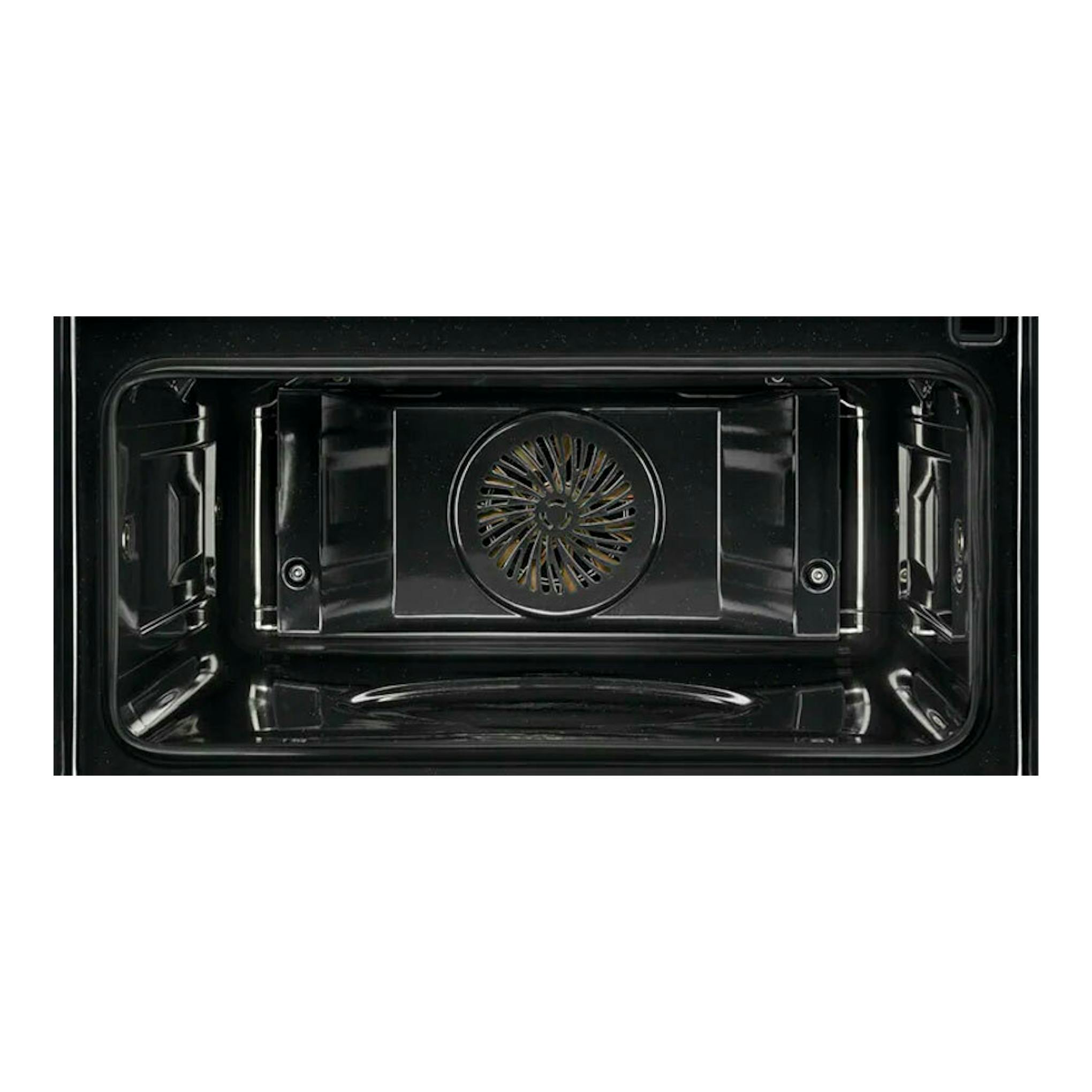Horno AEG KEE542260M inox, vista interior frontal en negro con ventilador circular trasero.