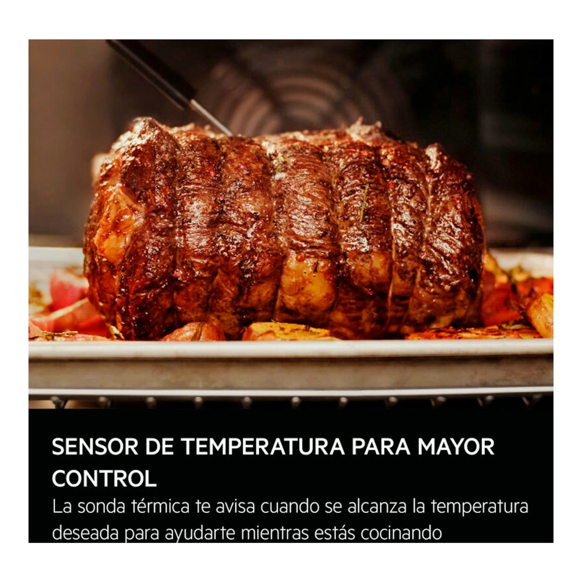 Imagen promocional del horno AEG TR7PB73FSB, cristal negro, con carne asada y texto sobre sensor de temperatura.