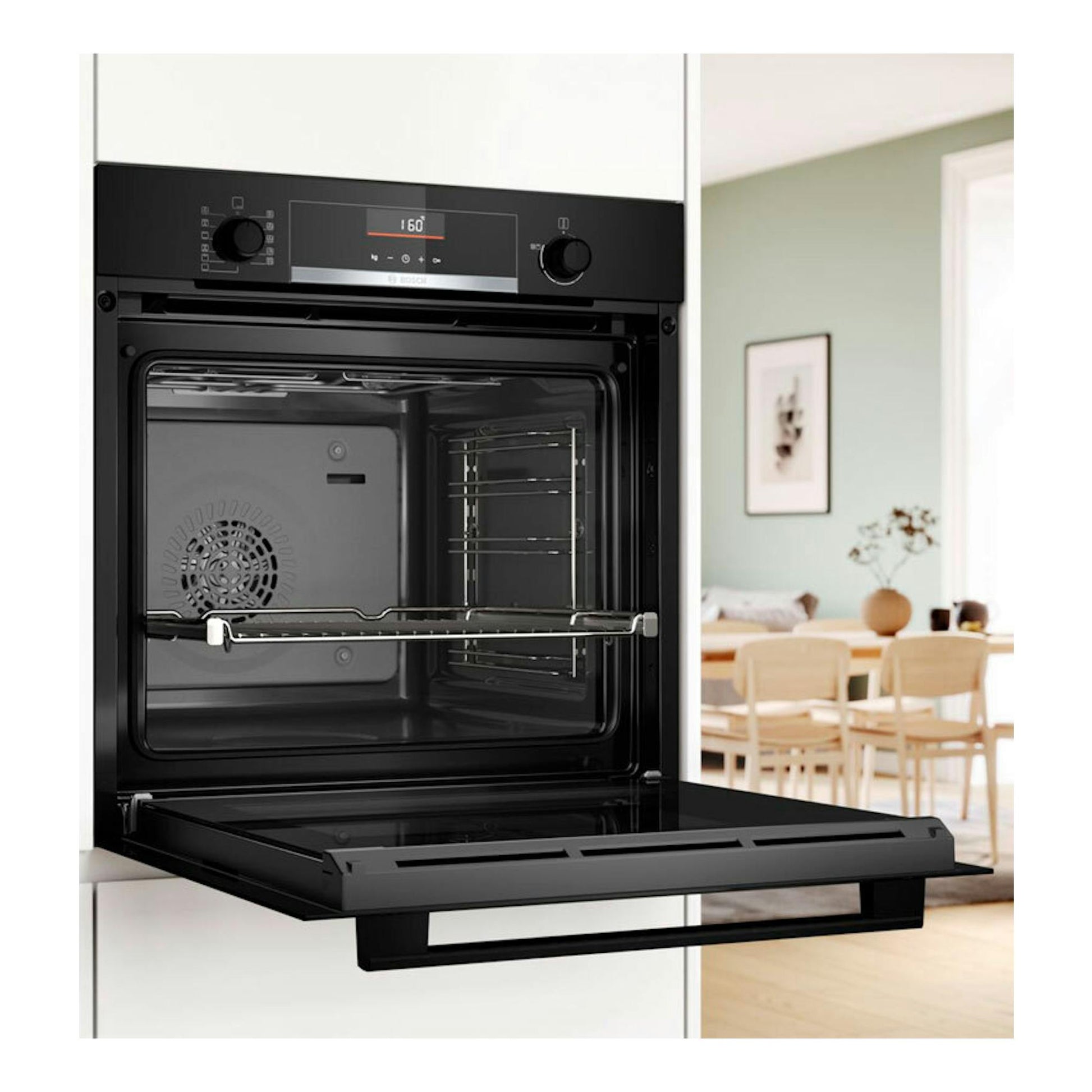 Horno Bosch HBG536EB4 negro, vista frontal, con la puerta abatible abierta y panel de control superior.