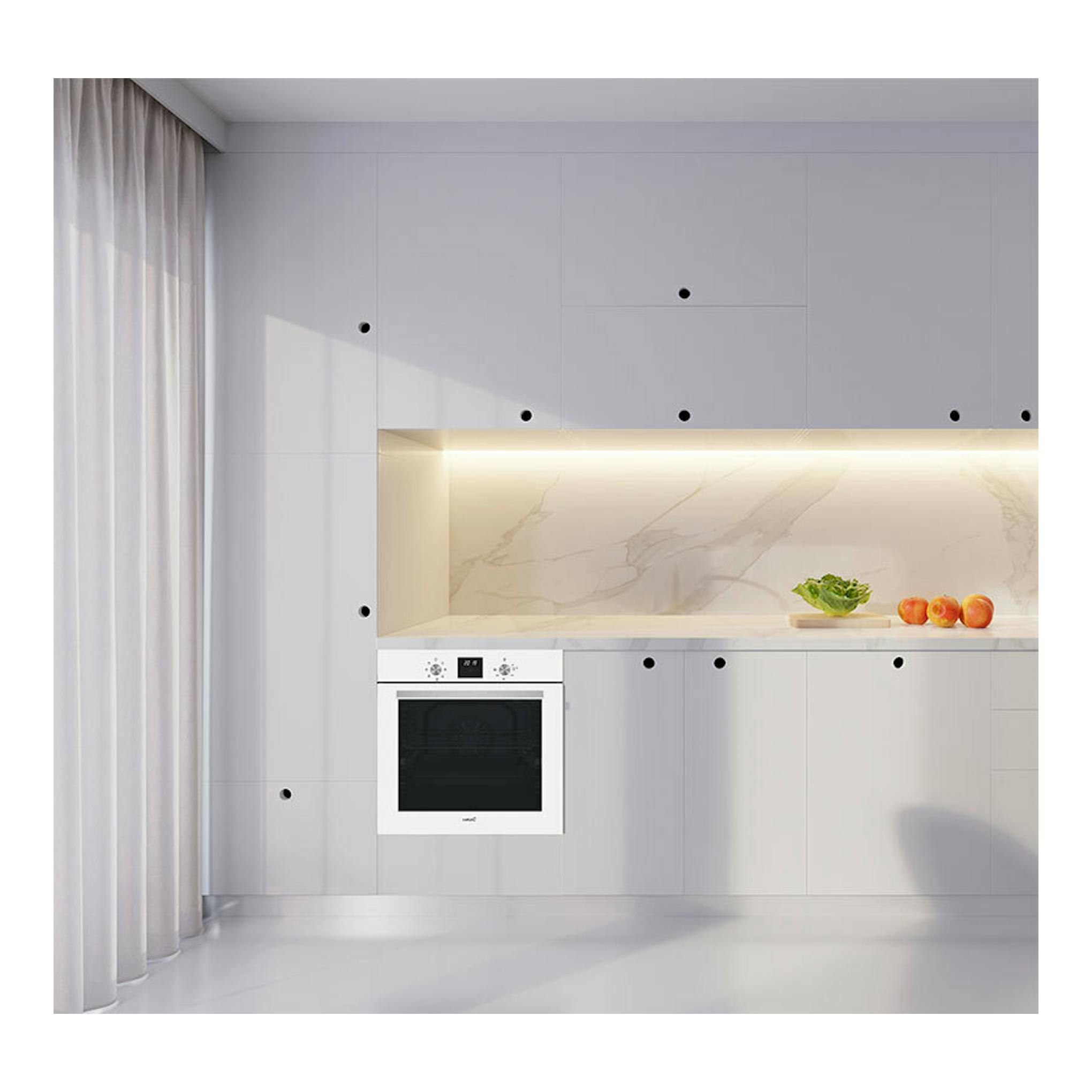 Horno Cata MDS8007WH blanco, vista frontal empotrado, con puerta de cristal negro en cocina blanca.
