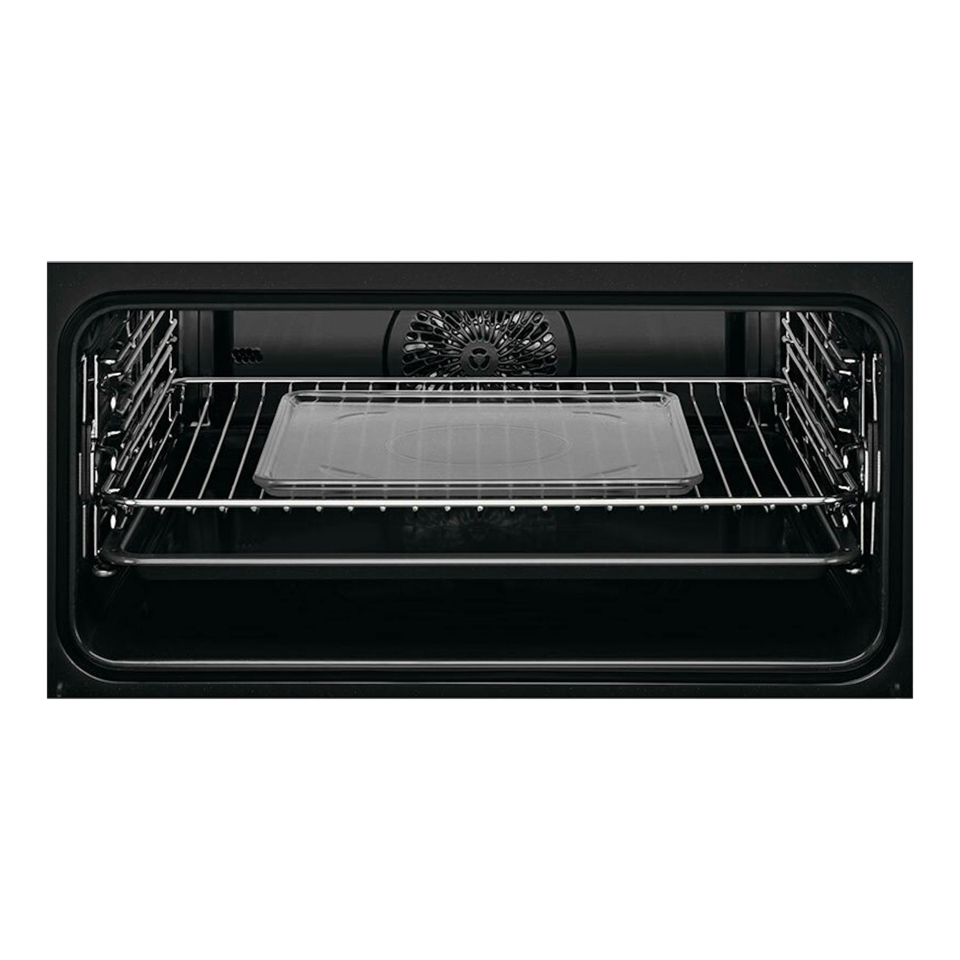 Horno Electrolux CKM806CX negro, vista frontal interior con rejilla, bandeja y ventilador trasero.