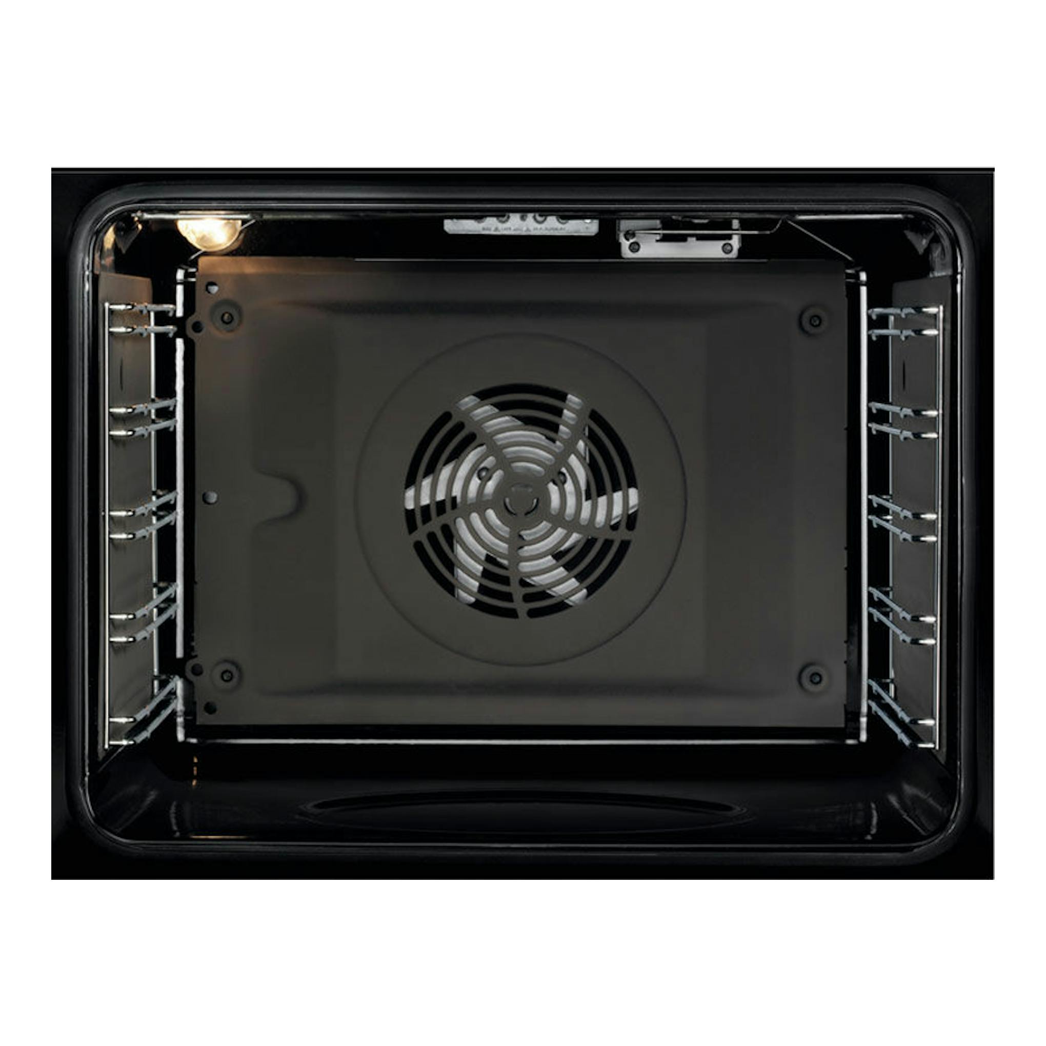 Horno Electrolux EOF3H54X inox, vista frontal del interior negro con ventilador central y luz lateral.