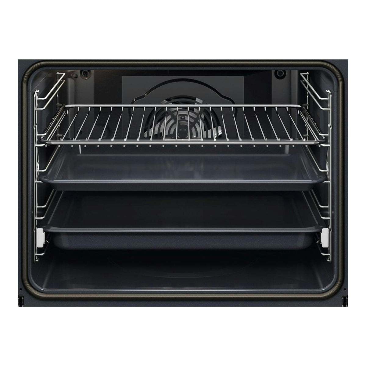 Interior de horno Electrolux EOF4P56X en negro, con rejilla y bandejas, vista frontal.